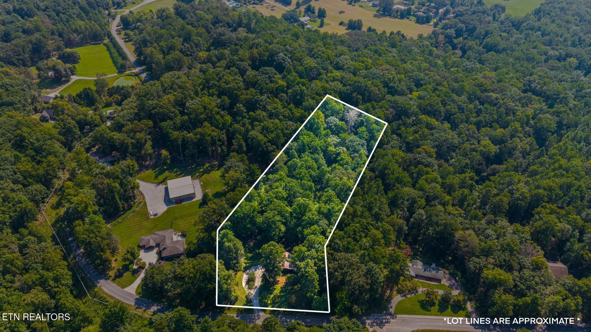 134 Reservoir Road Norris TN 37828