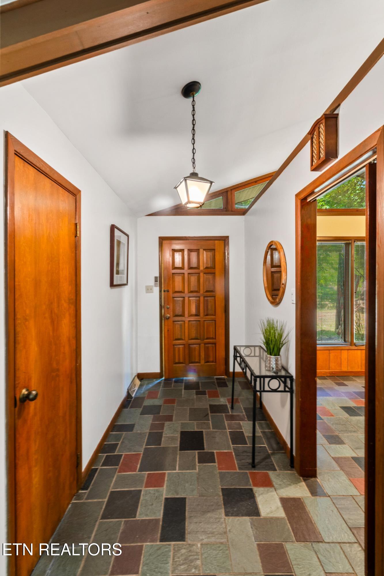 134 Reservoir Road Norris TN 37828