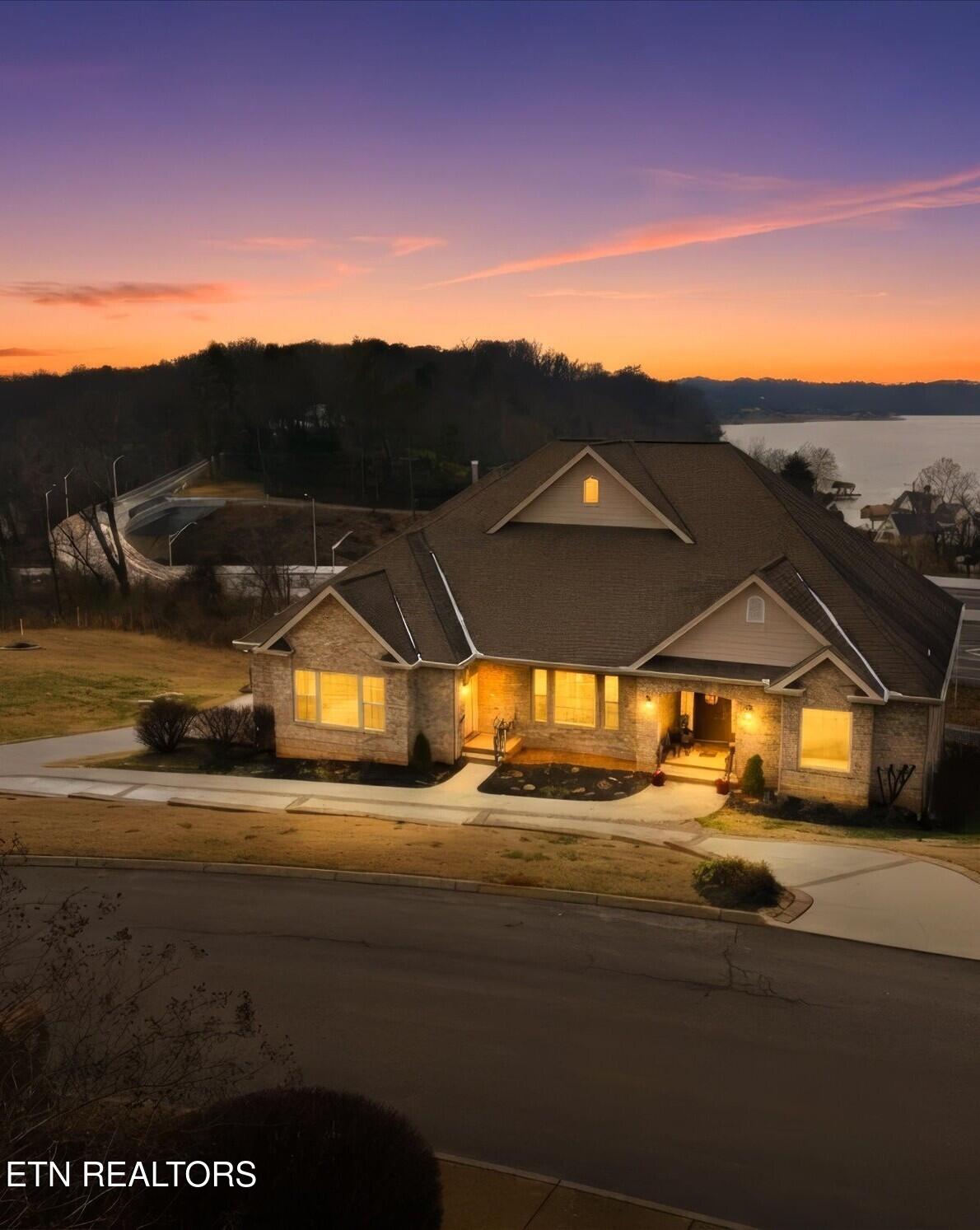 3731 Shipwatch Lane Knoxville TN 37920