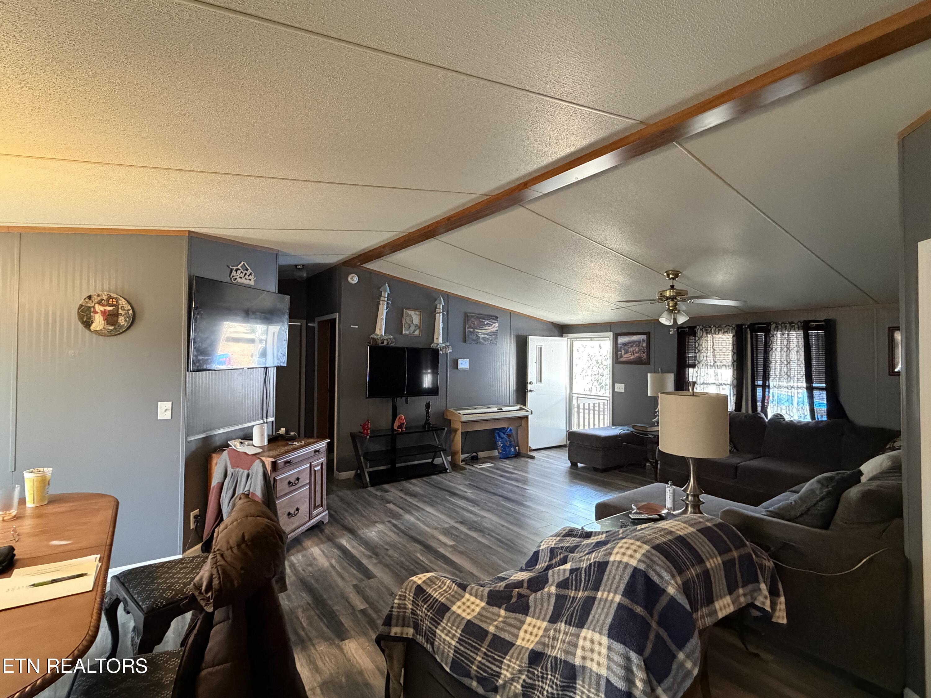 4021 Saponac Drive Crossville TN 38572