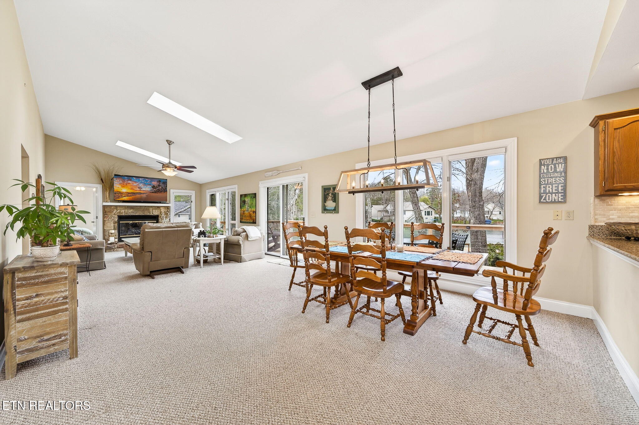 12 Edinburgh Terrace Fairfield Glade TN 38558