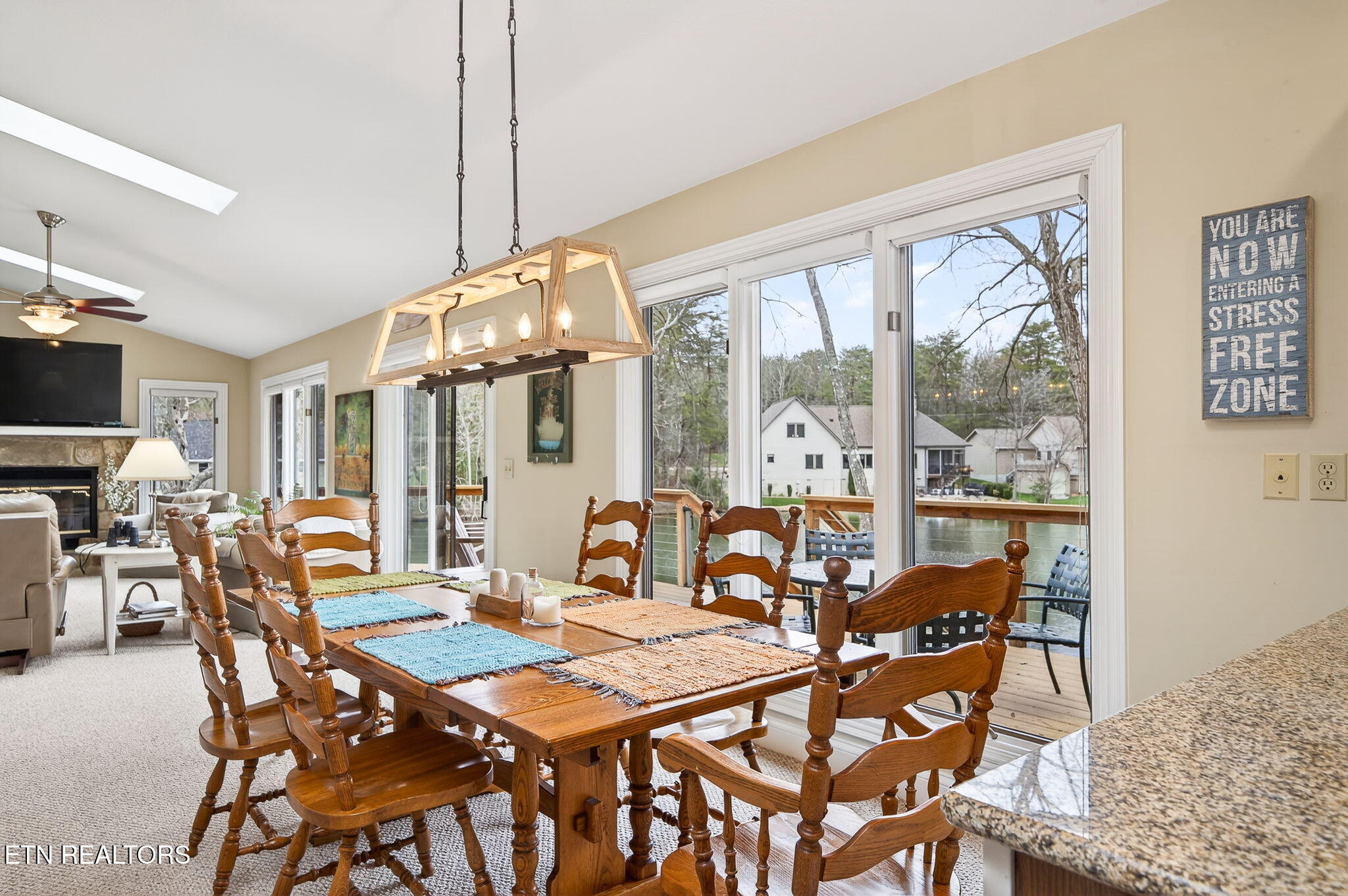 12 Edinburgh Terrace Fairfield Glade TN 38558