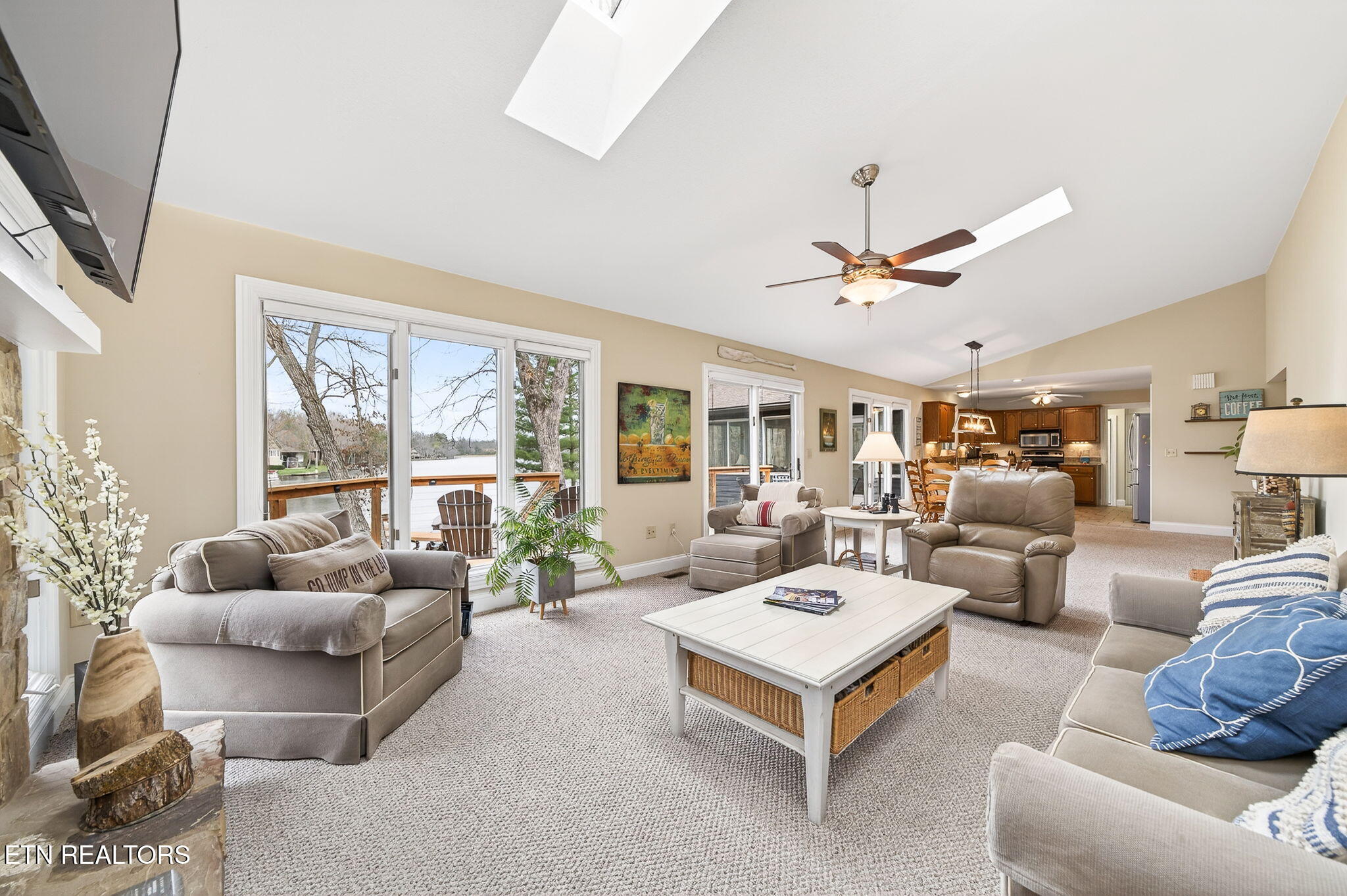 12 Edinburgh Terrace Fairfield Glade TN 38558