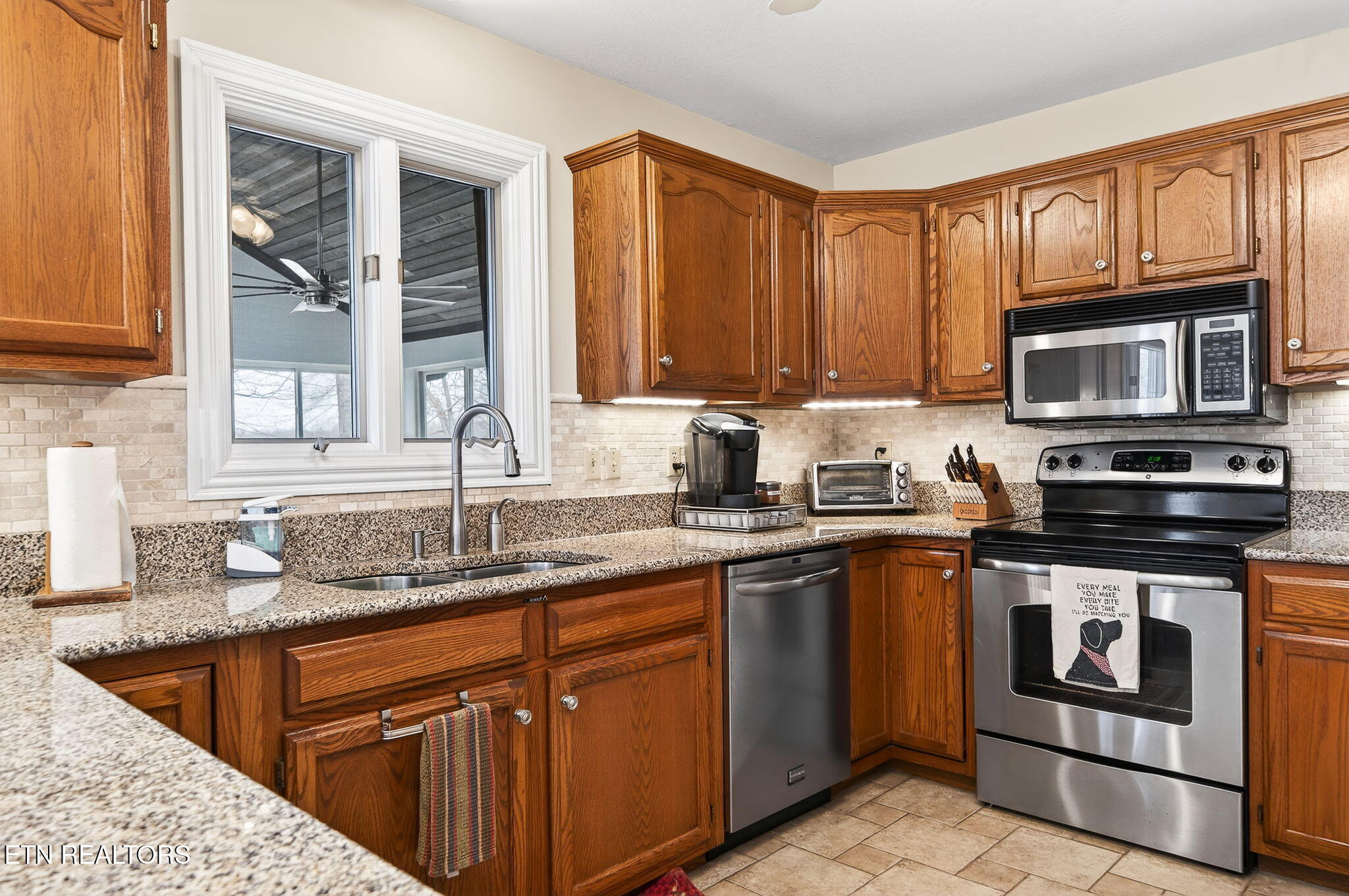 12 Edinburgh Terrace Fairfield Glade TN 38558