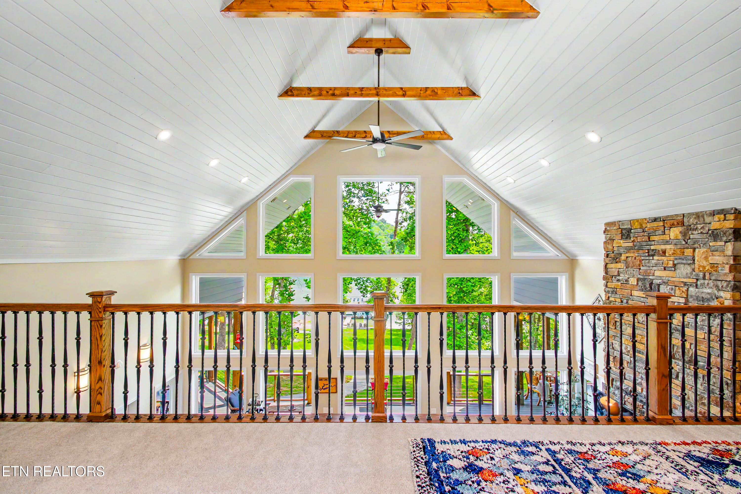 597 E Norris Point Road Lafollette TN 37766