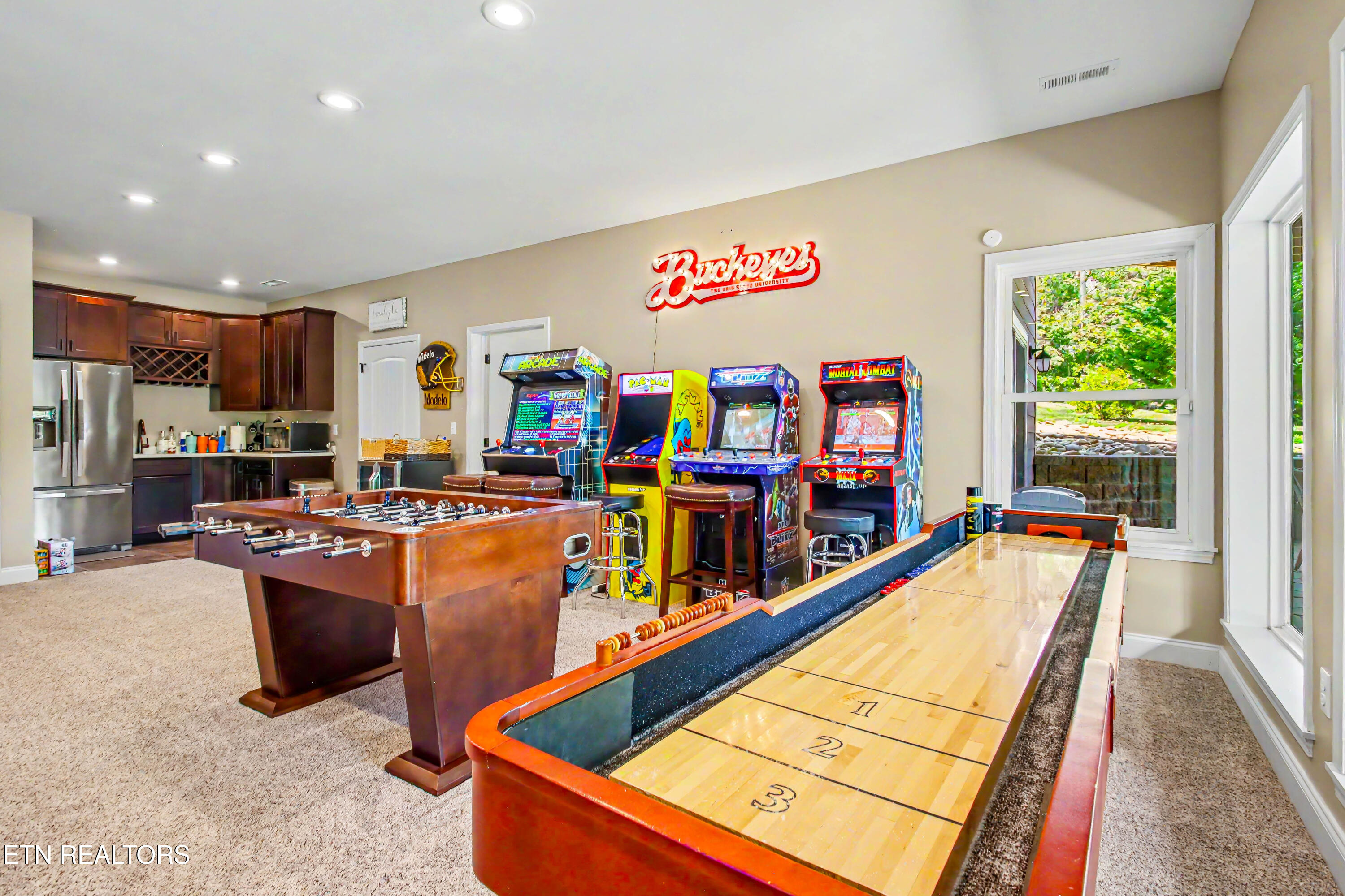 597 E Norris Point Road Lafollette TN 37766