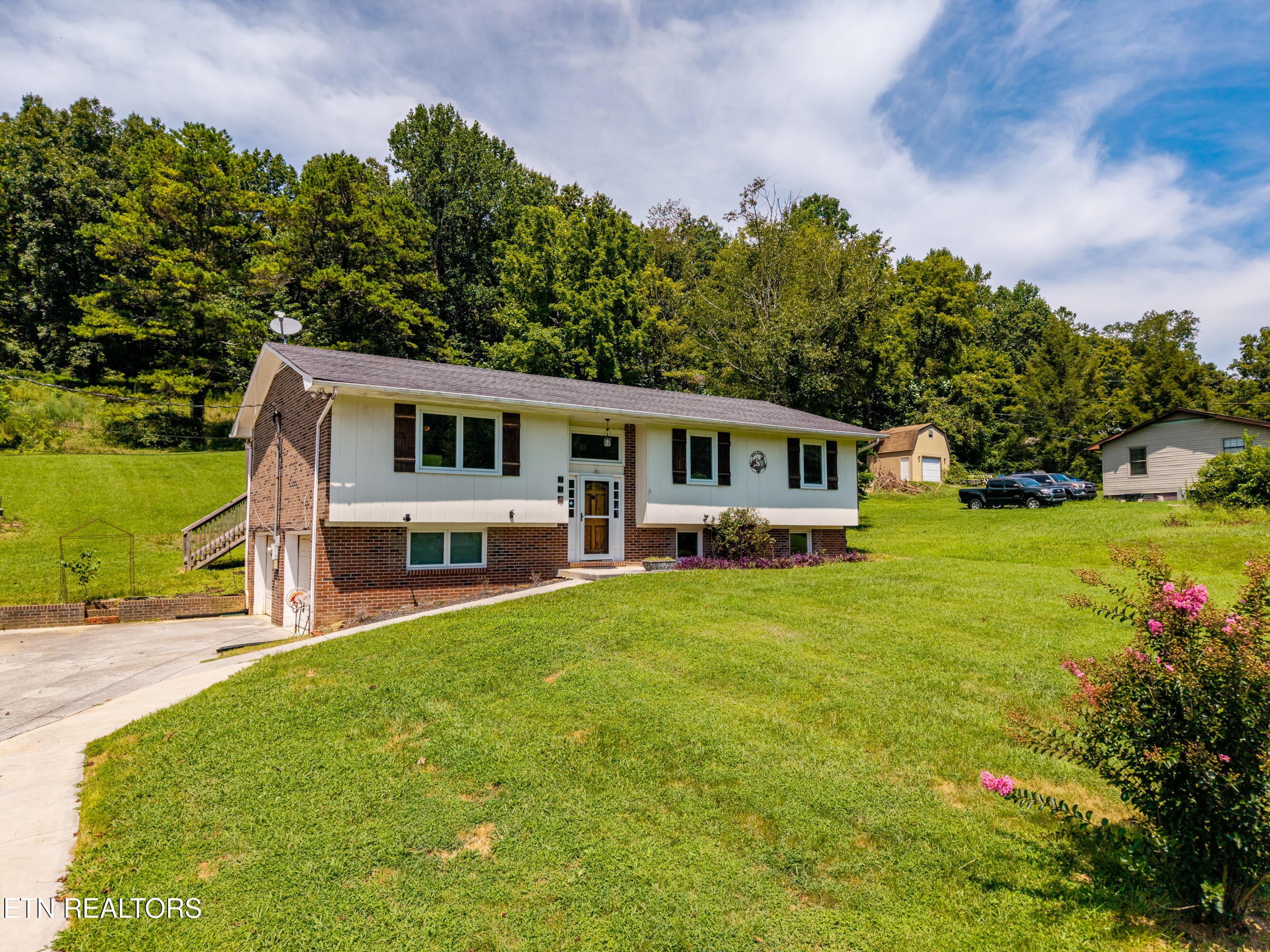 710 Beard Valley Road Maynardville TN 37807