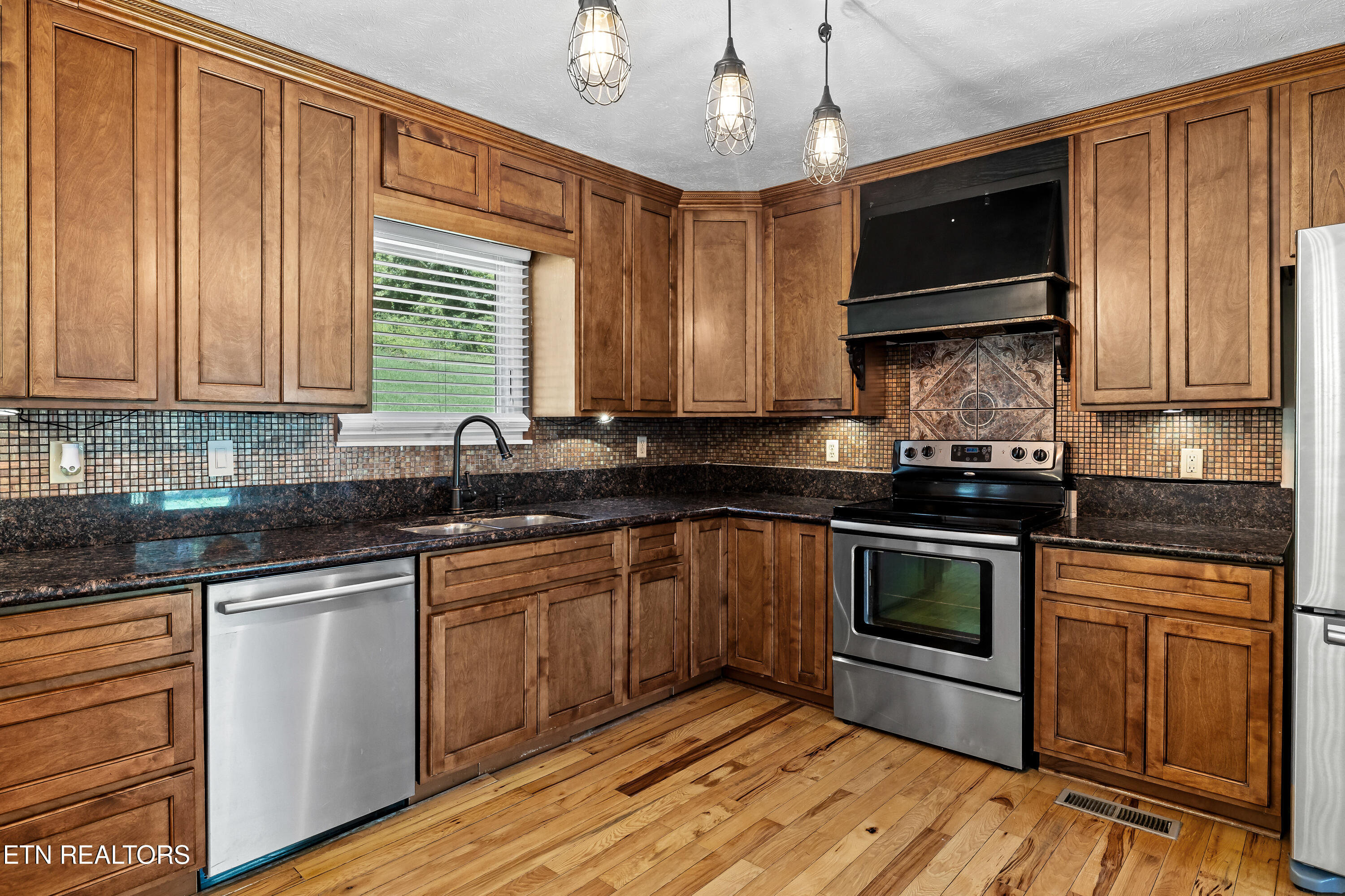 710 Beard Valley Road Maynardville TN 37807