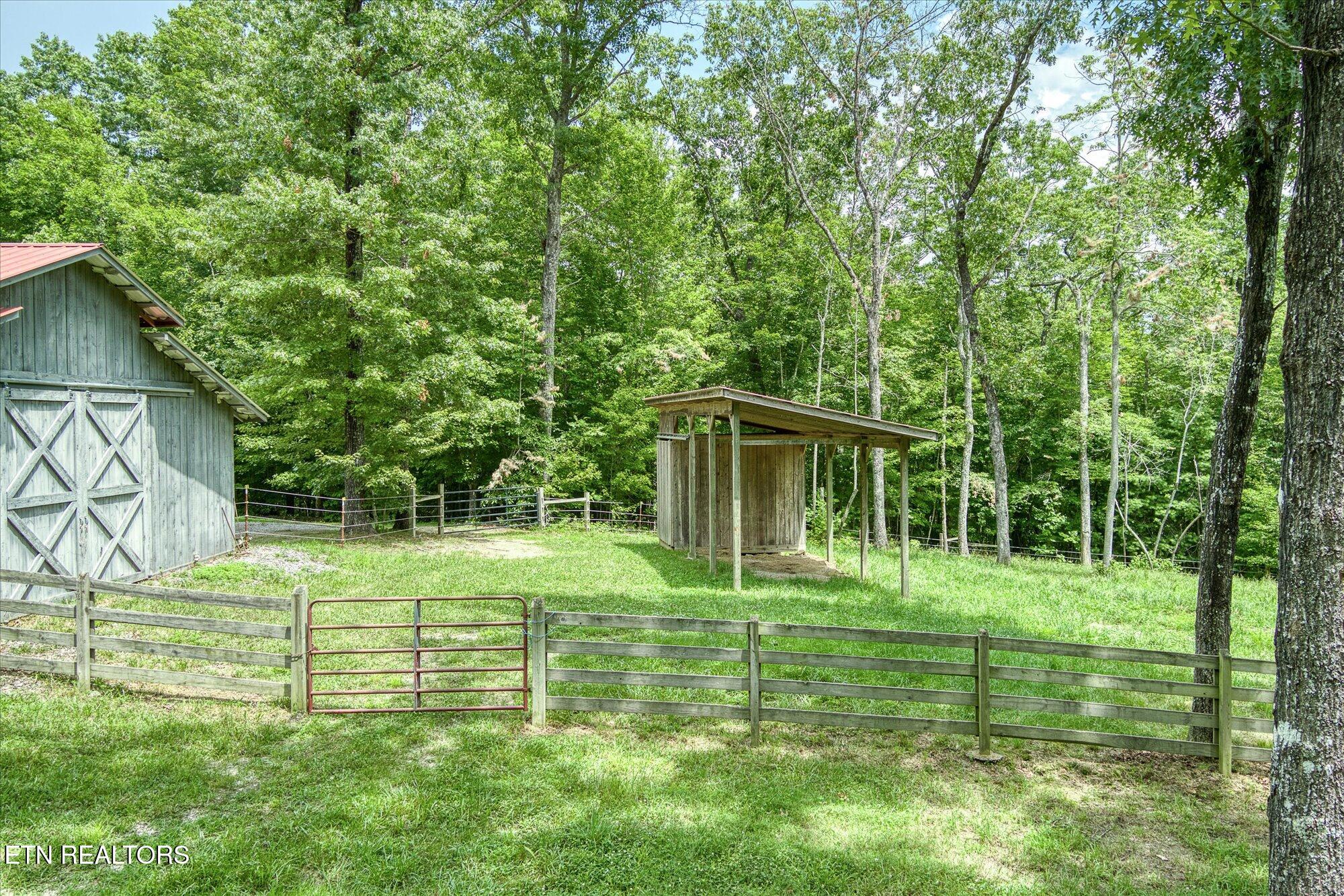 424 Wilderness Lane Jamestown TN 38556