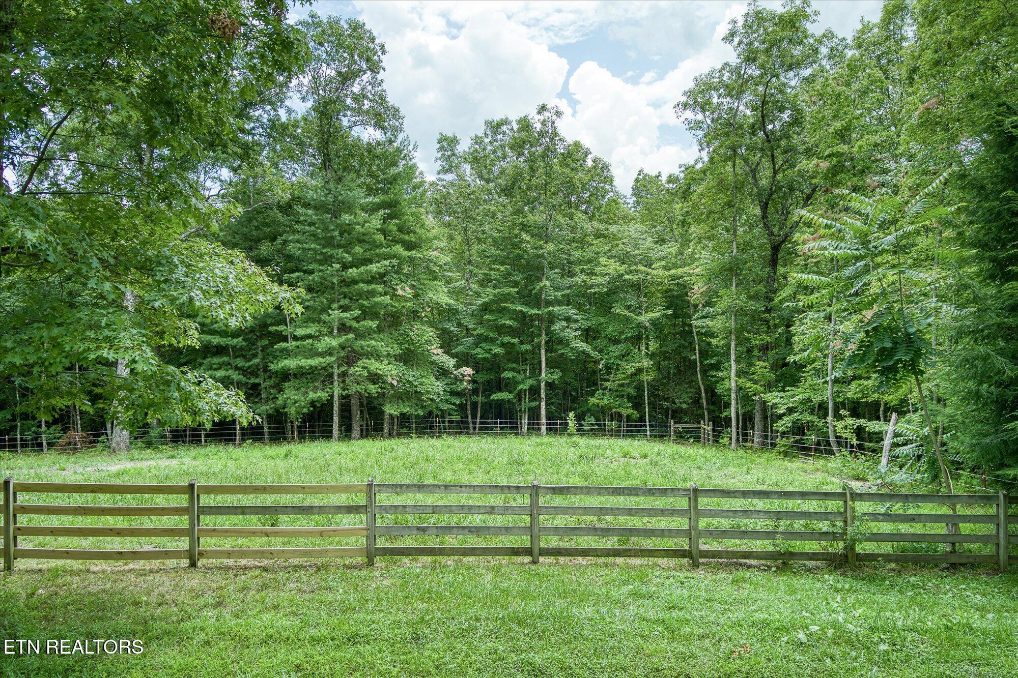 424 Wilderness Lane Jamestown TN 38556