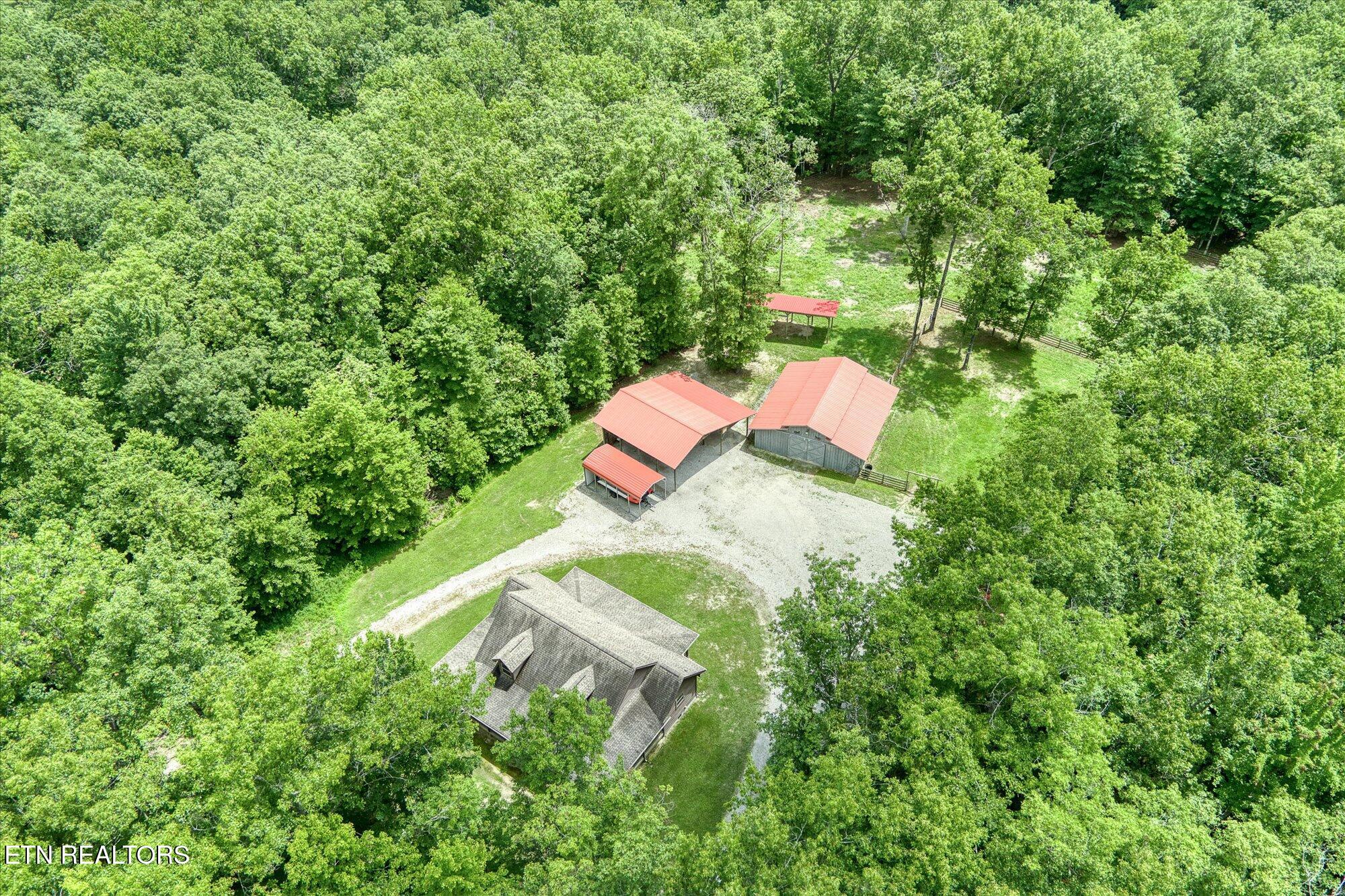 424 Wilderness Lane Jamestown TN 38556
