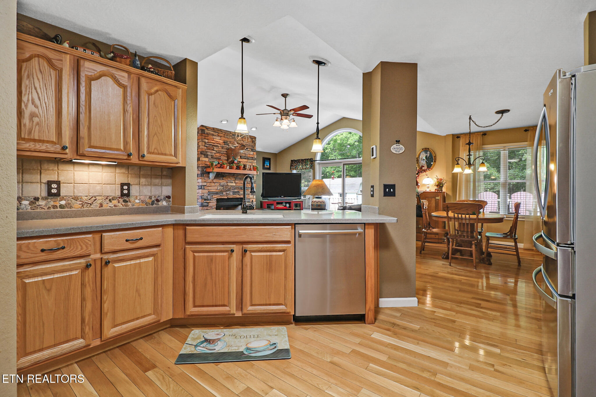 14 Dickens Lane Fairfield Glade TN 38558