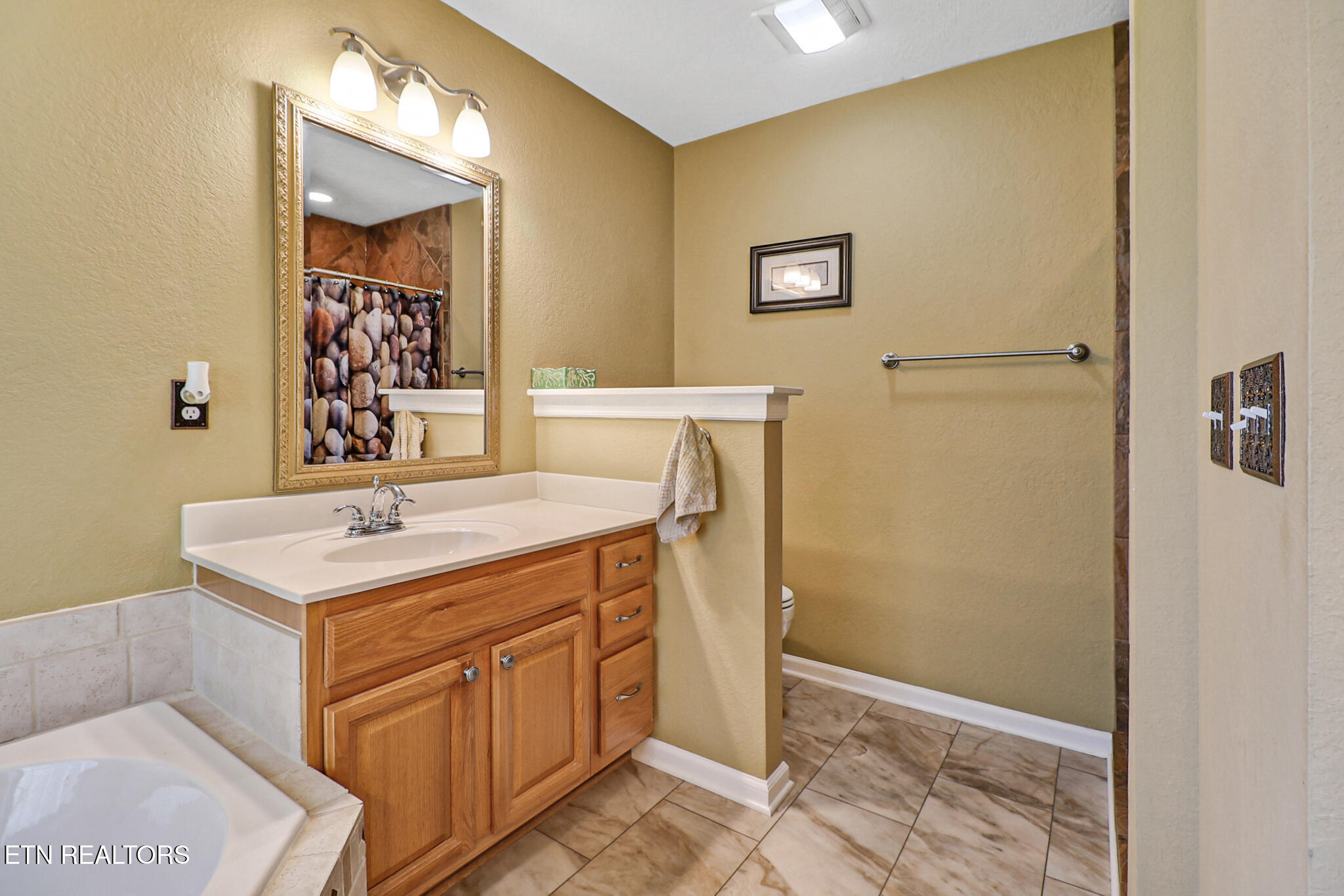 14 Dickens Lane Fairfield Glade TN 38558
