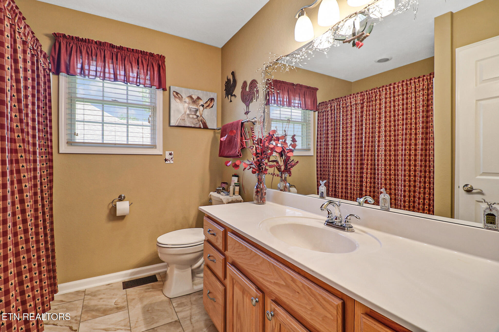 14 Dickens Lane Fairfield Glade TN 38558