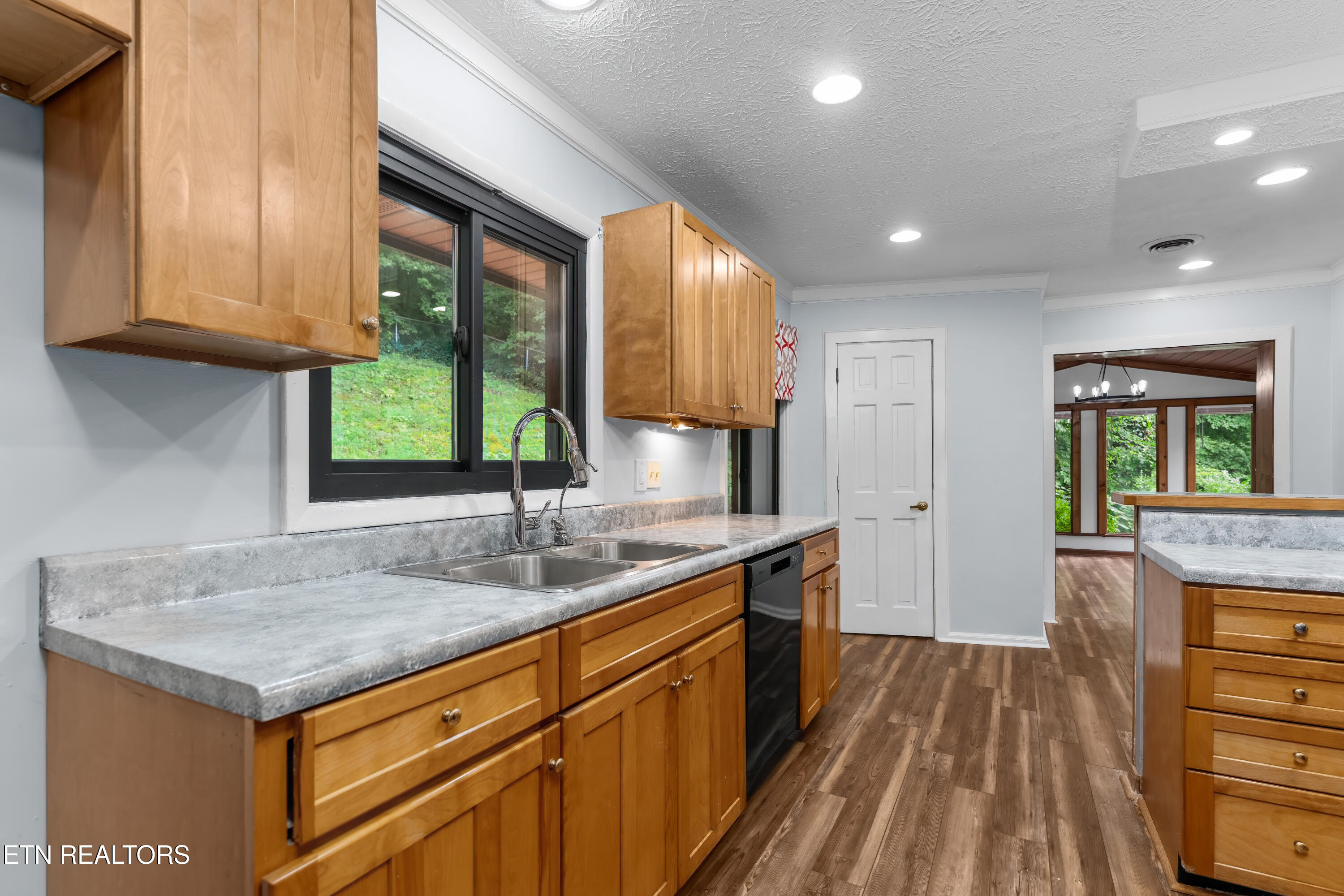 2618,2528 Shaler Lane Knoxville TN 37920