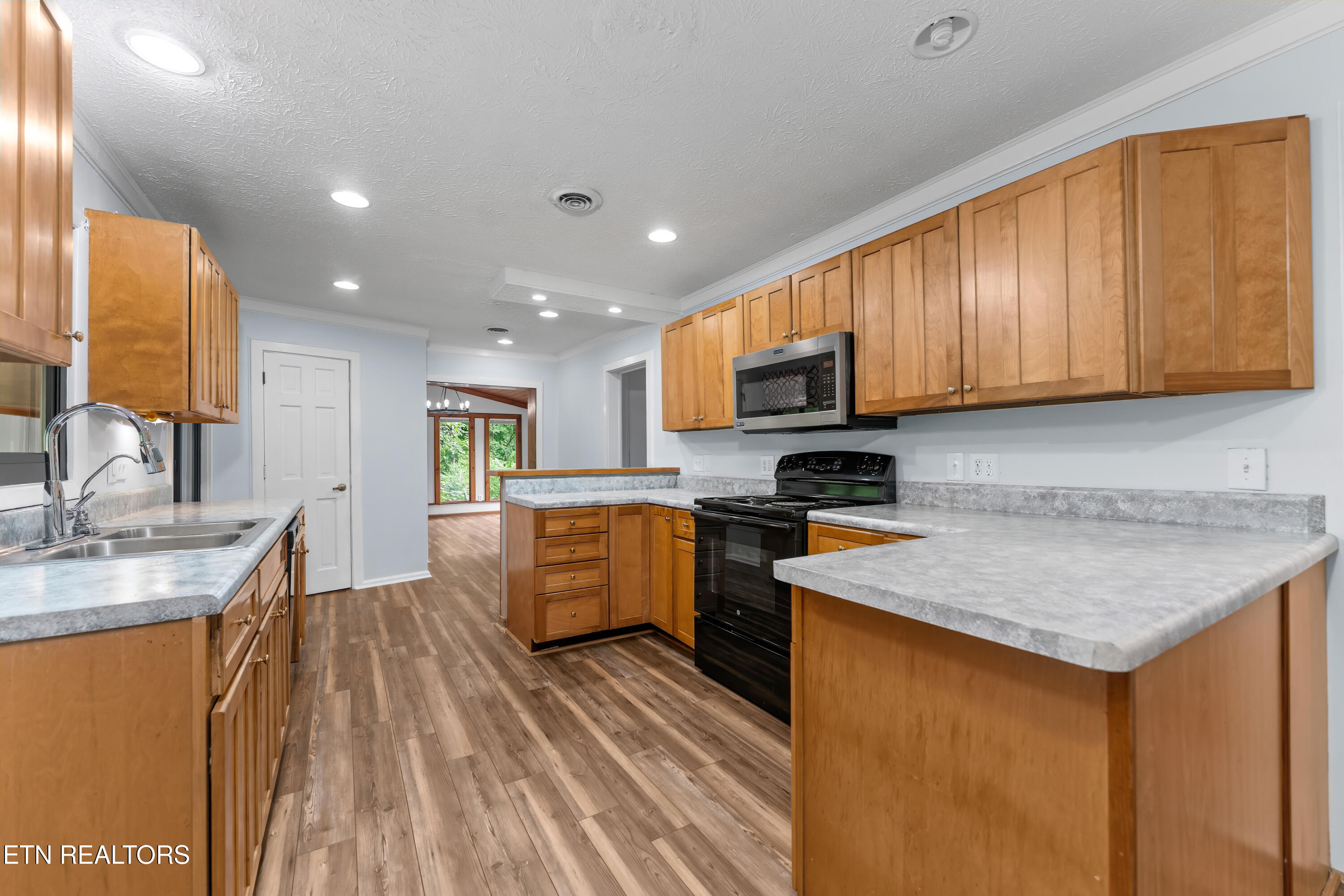 2618,2528 Shaler Lane Knoxville TN 37920