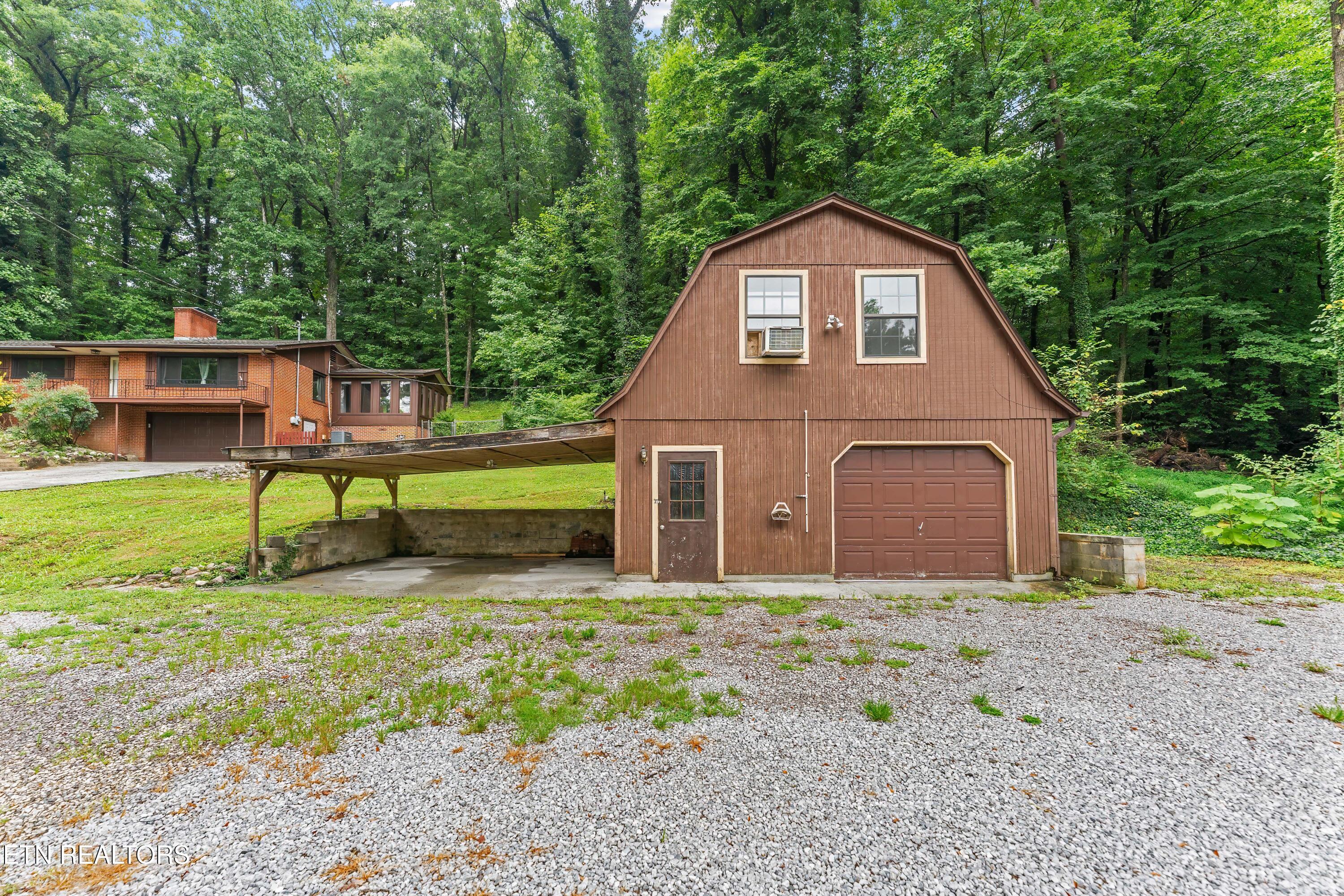 2618,2528 Shaler Lane Knoxville TN 37920