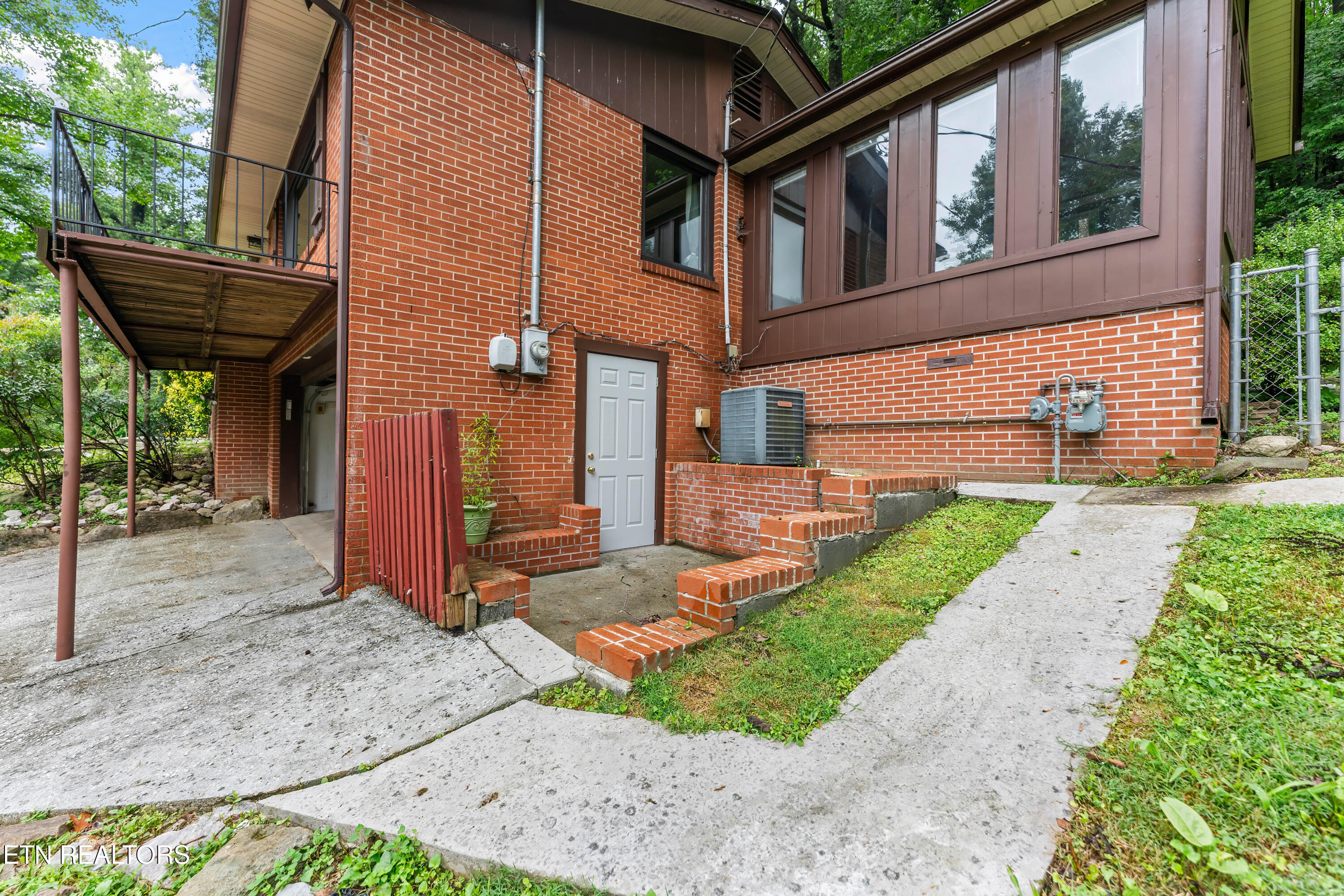 2618,2528 Shaler Lane Knoxville TN 37920