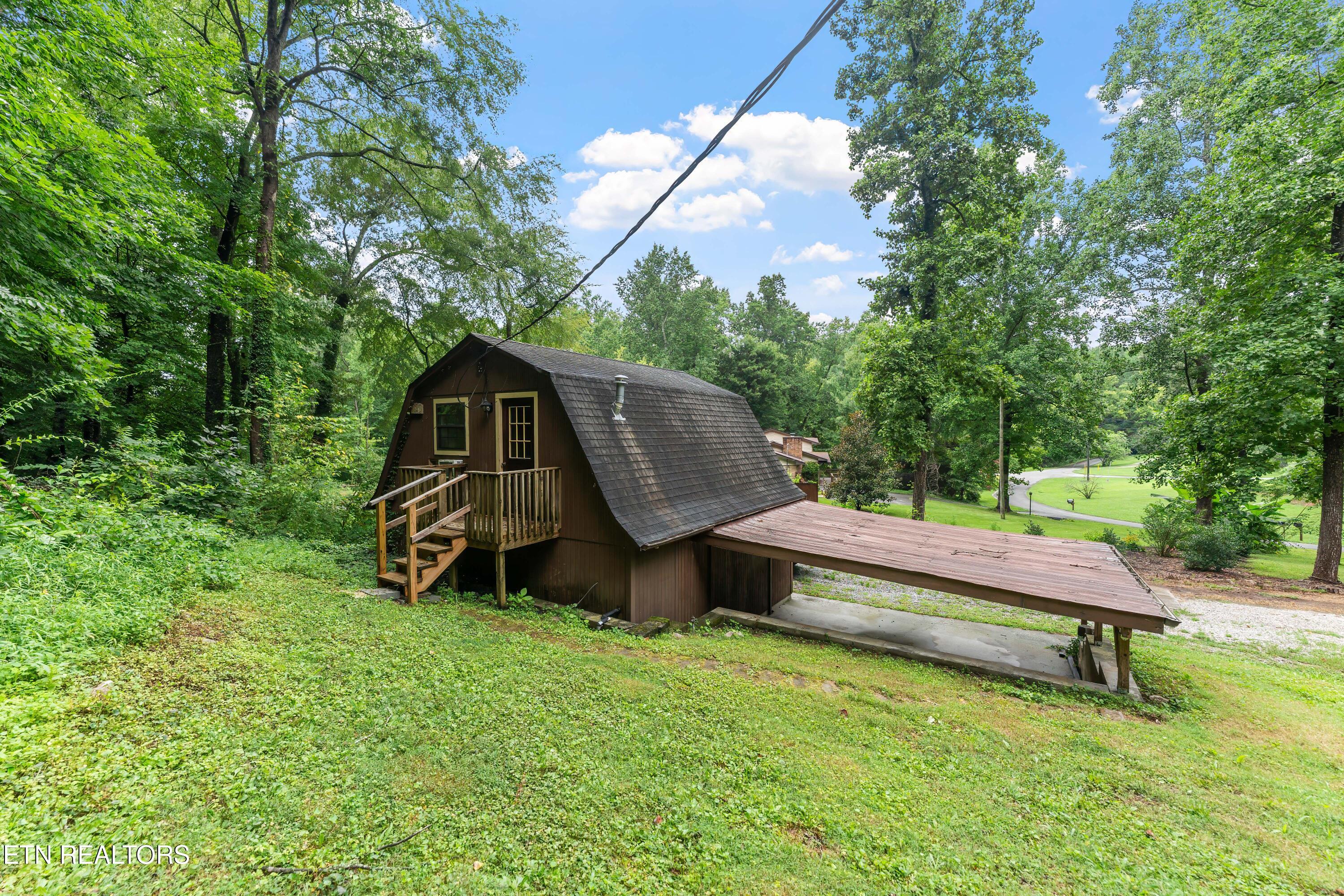 2618,2528 Shaler Lane Knoxville TN 37920