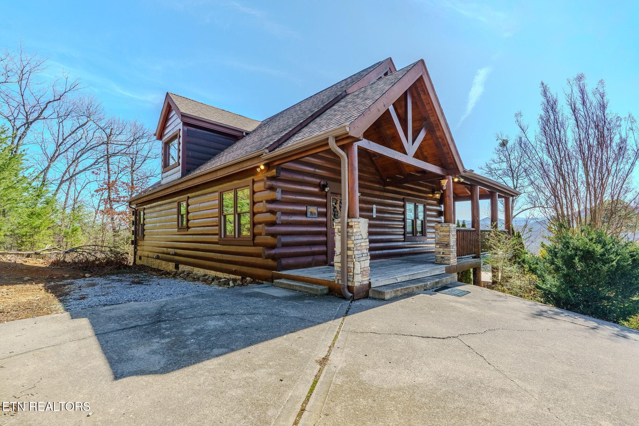 2453 Hackberry Drive Sevierville TN 37862
