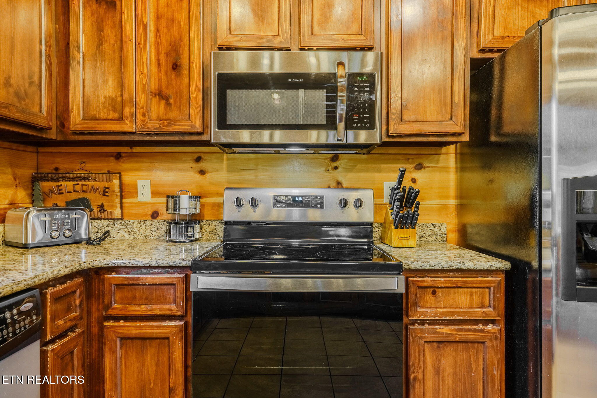 2453 Hackberry Drive Sevierville TN 37862