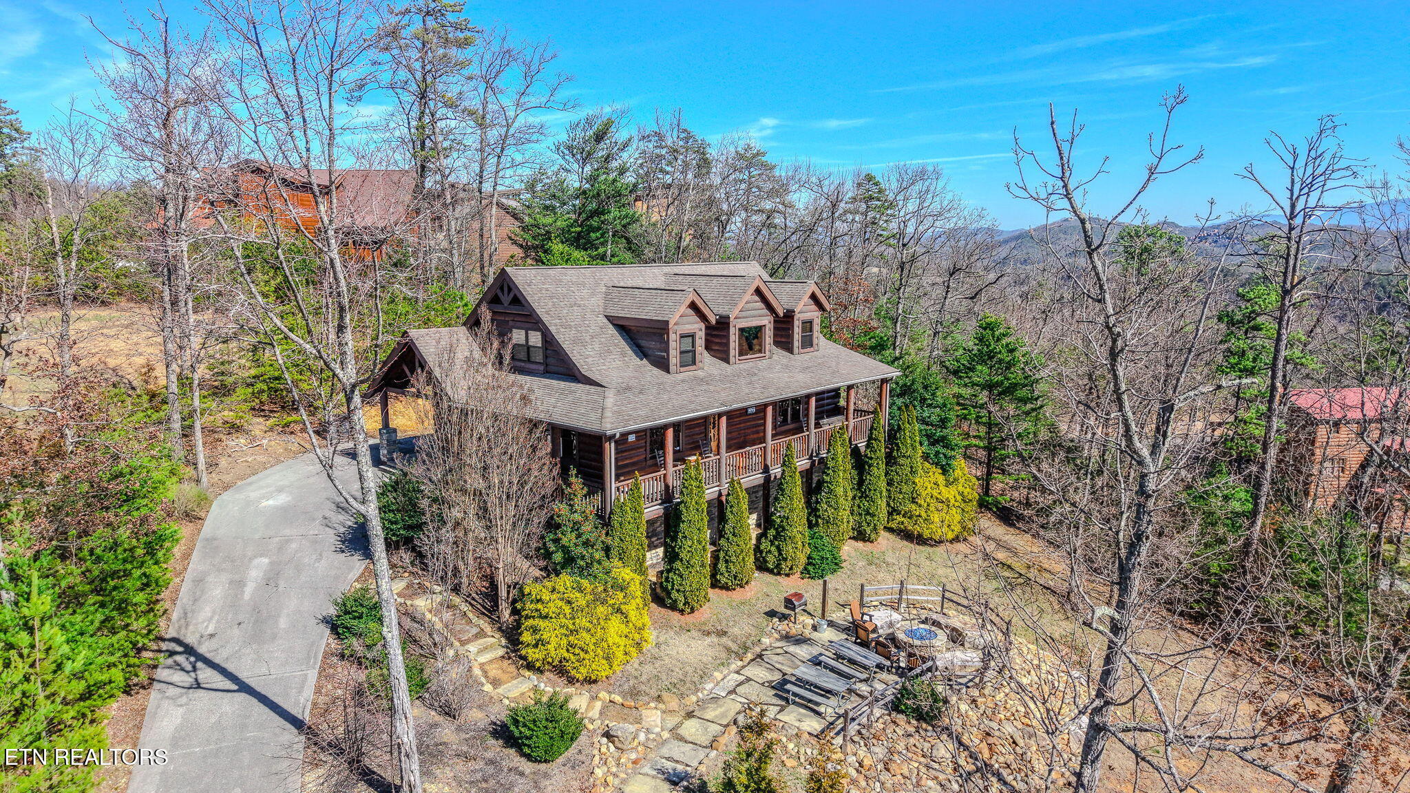 2453 Hackberry Drive Sevierville TN 37862