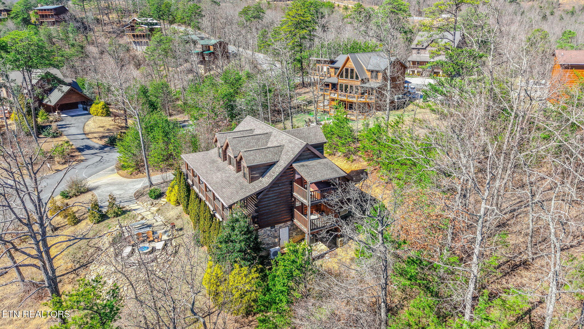 2453 Hackberry Drive Sevierville TN 37862