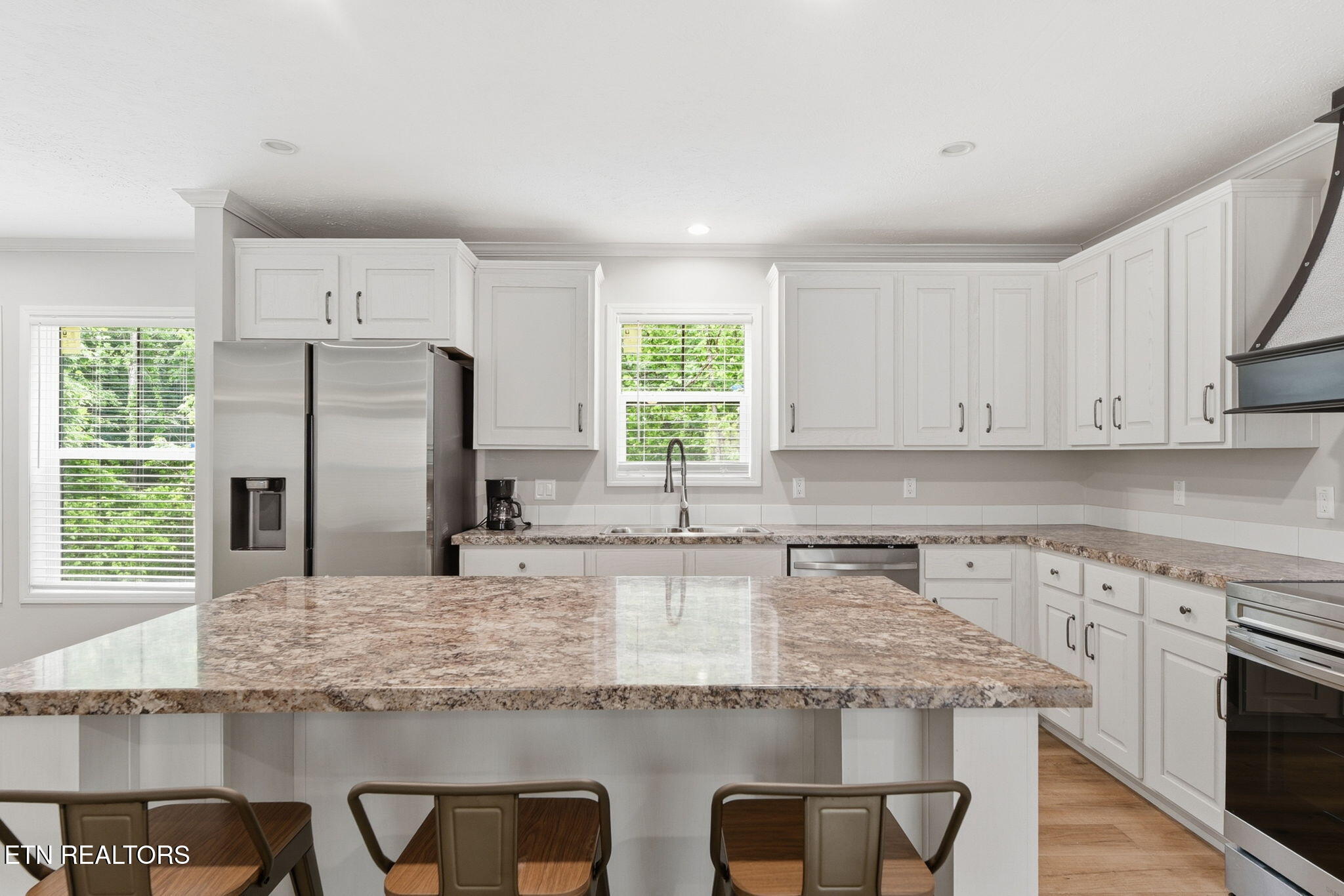 283 Farmer Hollow Road Clinton TN 37716