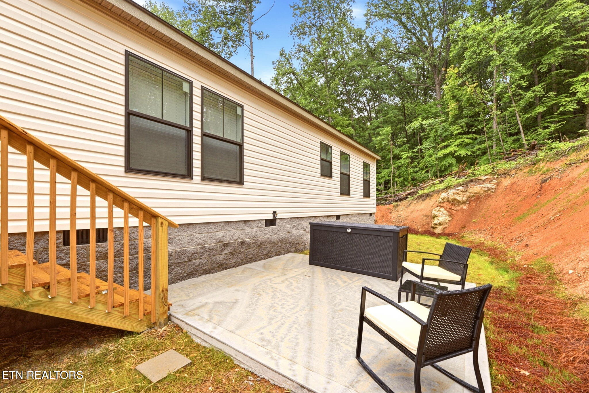 283 Farmers Hollow Road Clinton TN 37716