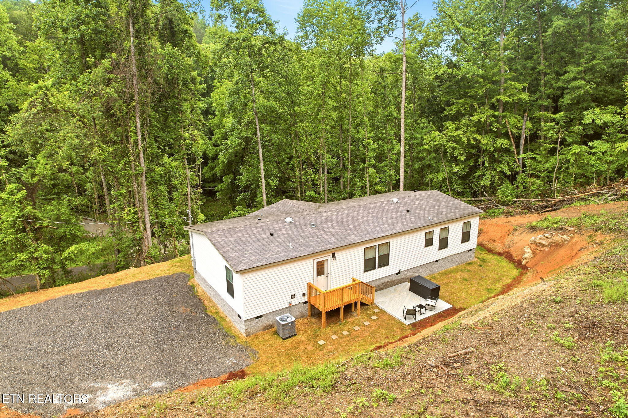 283 Farmers Hollow Road Clinton TN 37716
