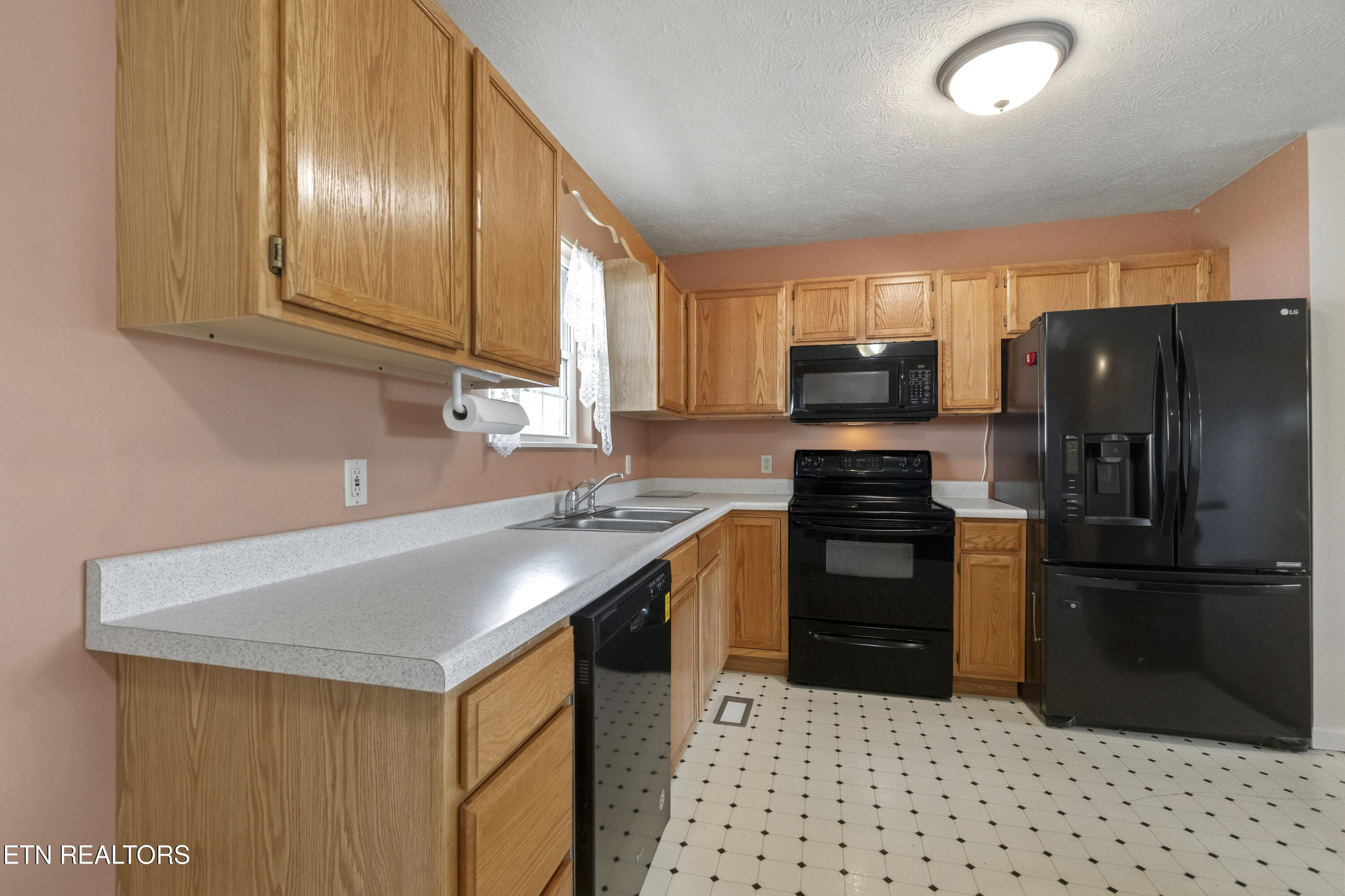 555 Golden Harvest Circle Seymour TN 37865