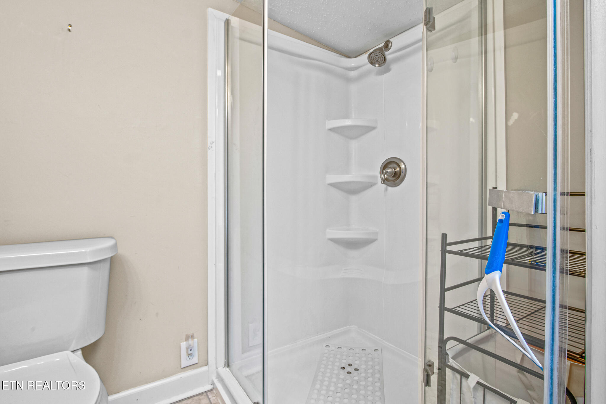 2404 Cedar Lane Knoxville TN 37918