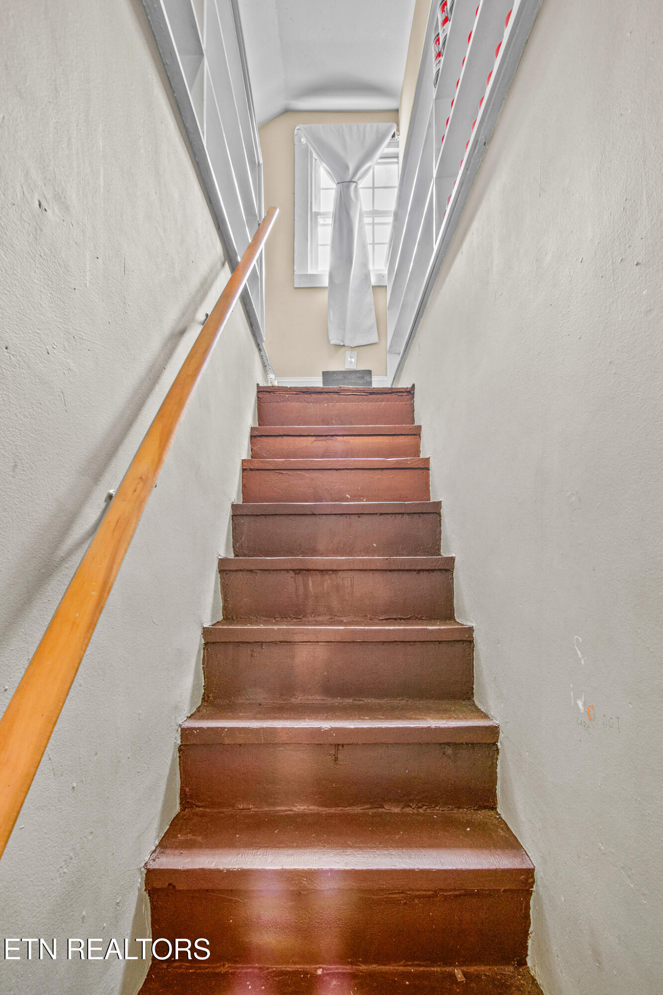 2404 Cedar Lane Knoxville TN 37918