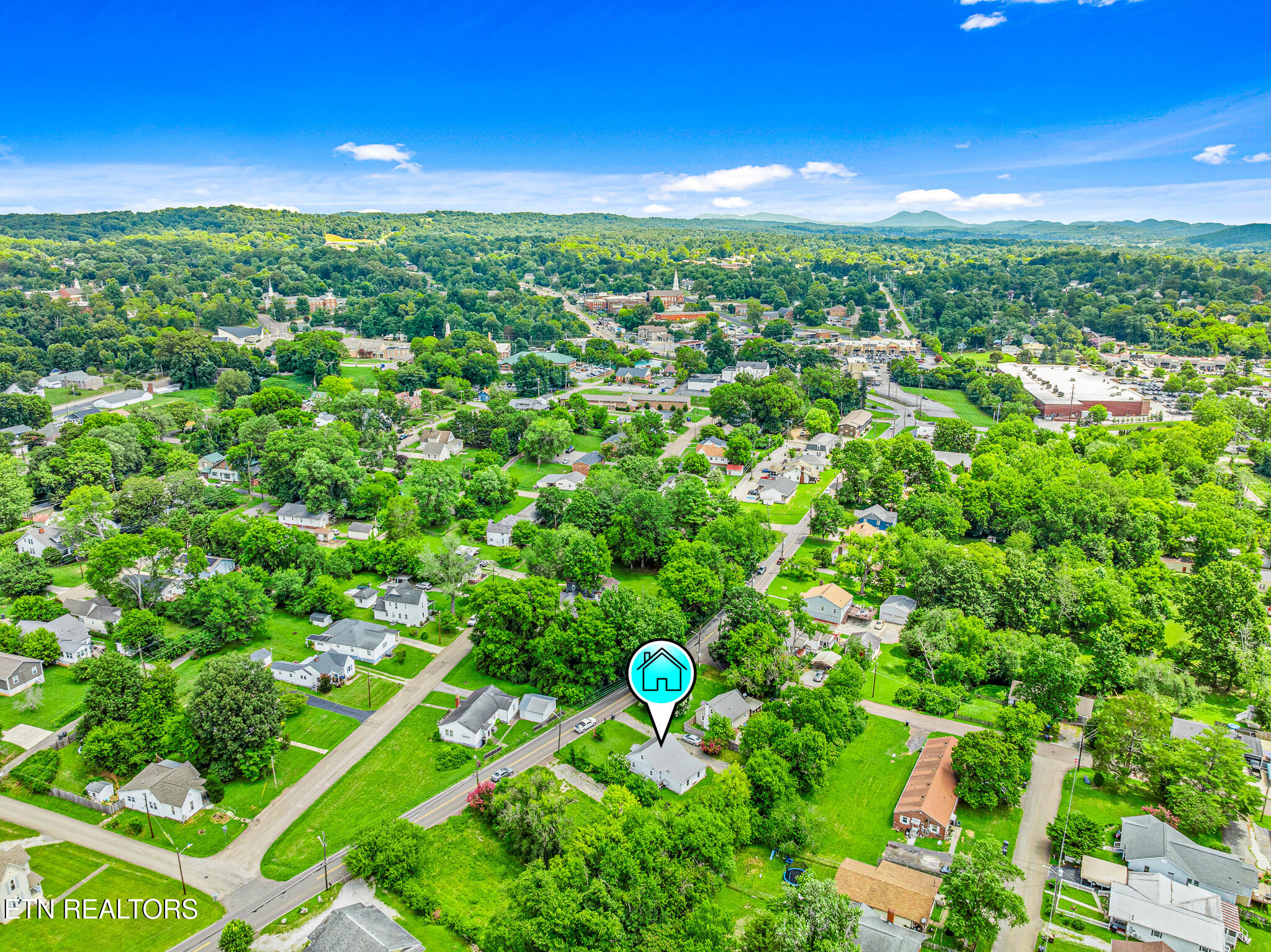 2404 Cedar Lane Knoxville TN 37918