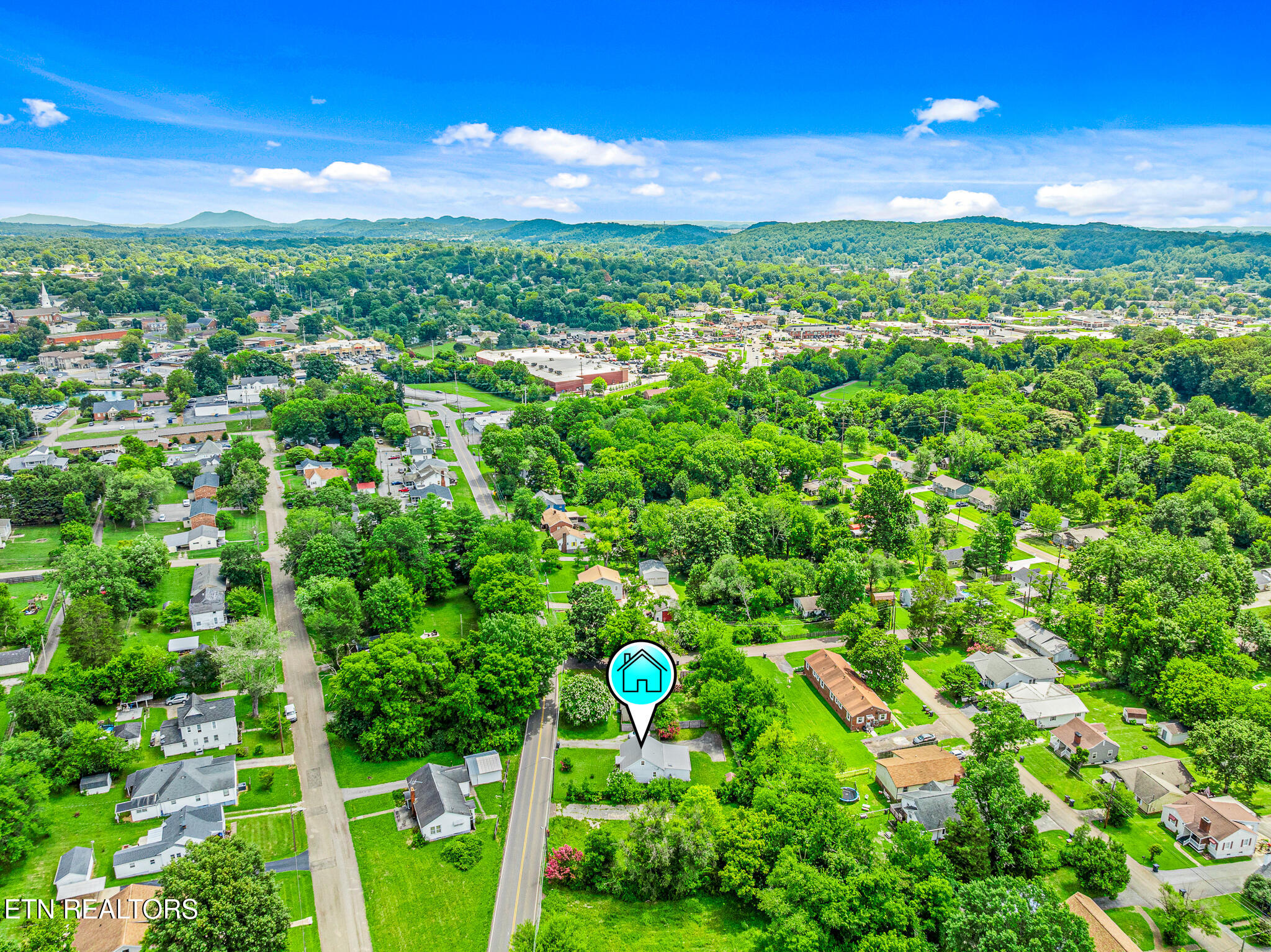 2404 Cedar Lane Knoxville TN 37918