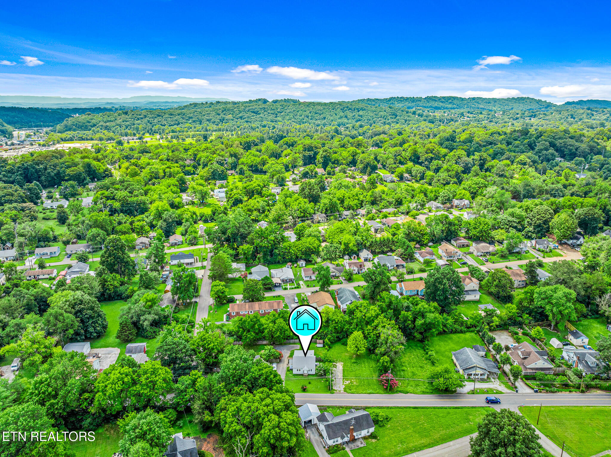 2404 Cedar Lane Knoxville TN 37918