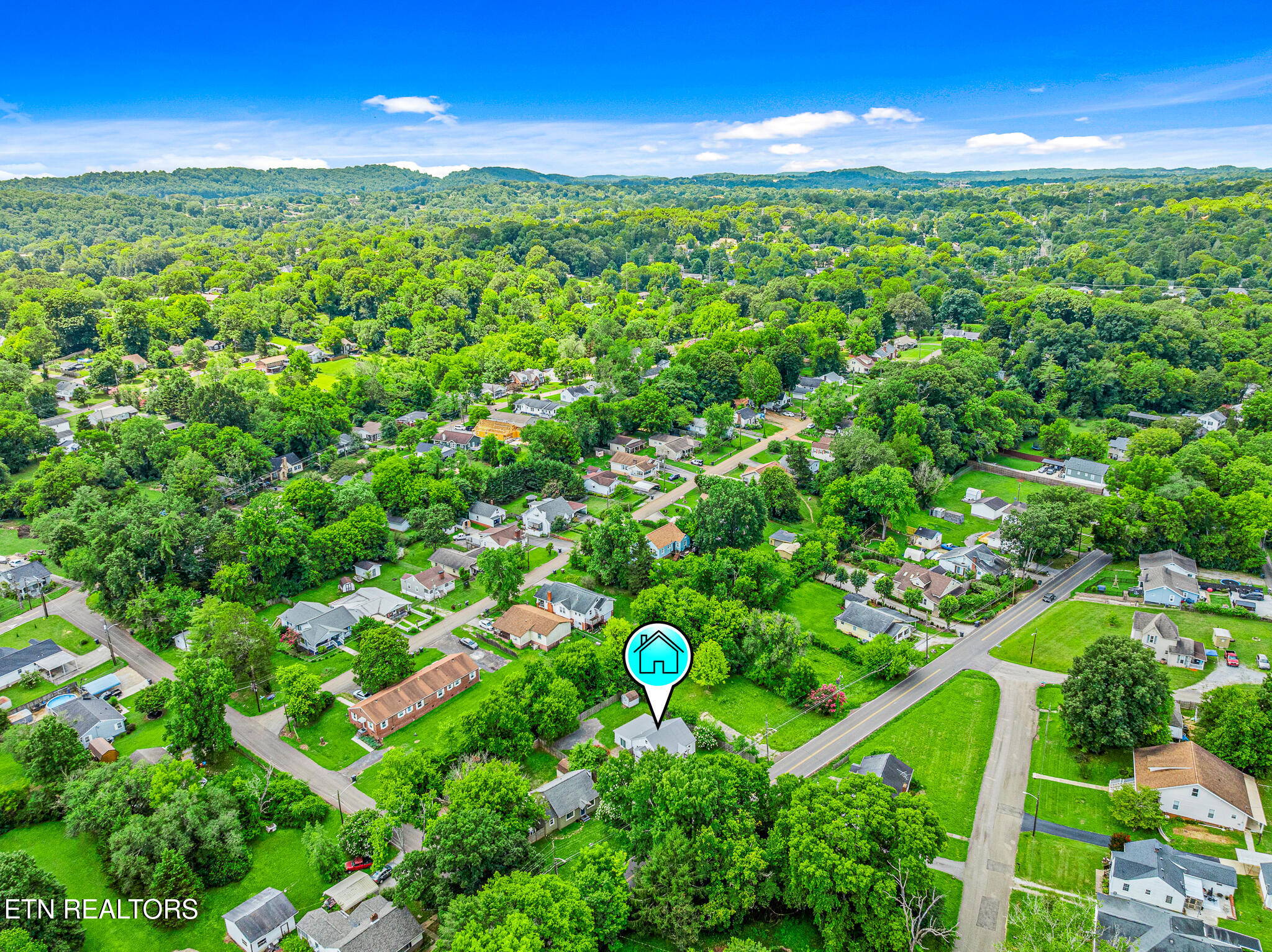 2404 Cedar Lane Knoxville TN 37918