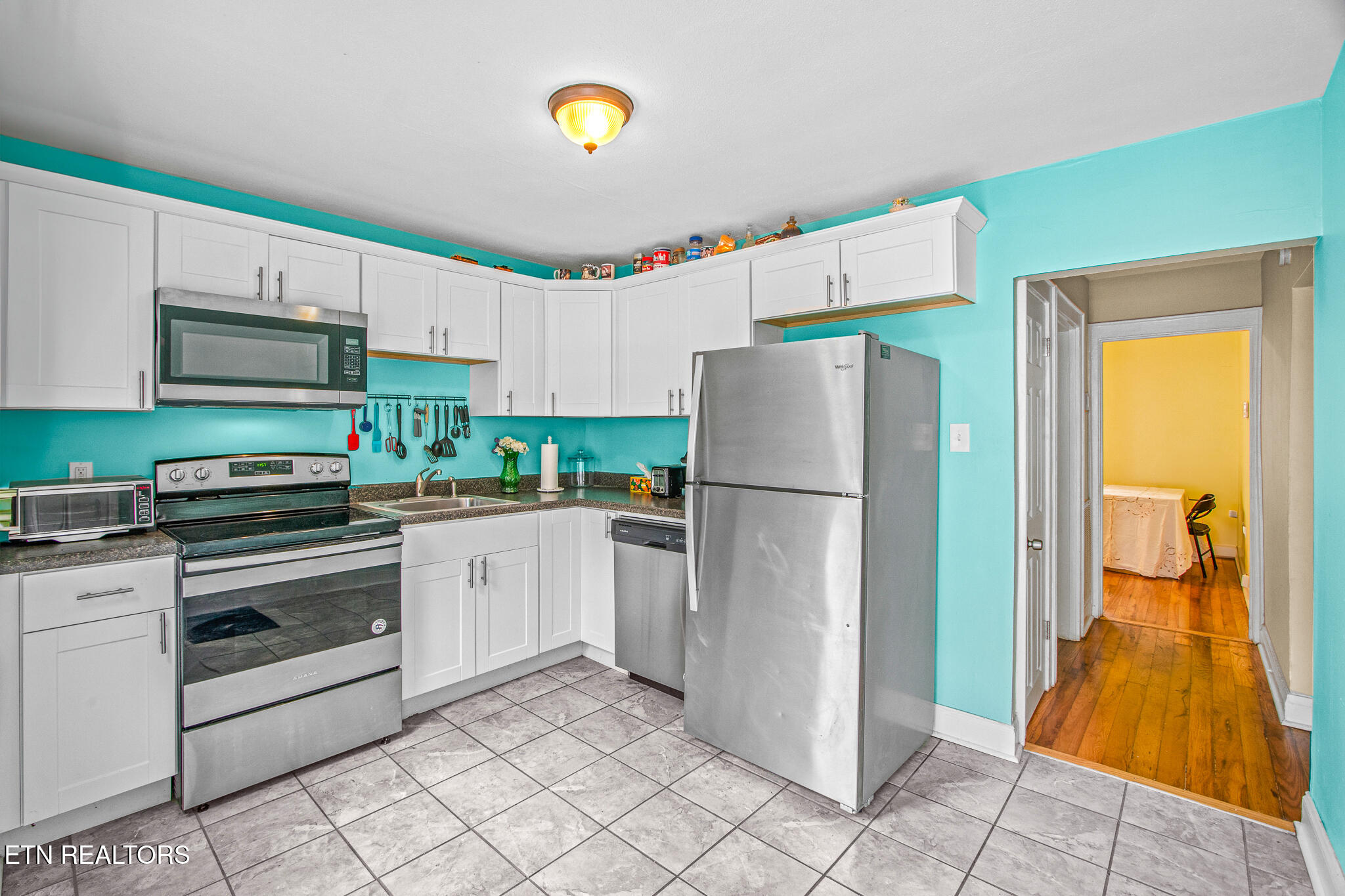 2404 Cedar Lane Knoxville TN 37918