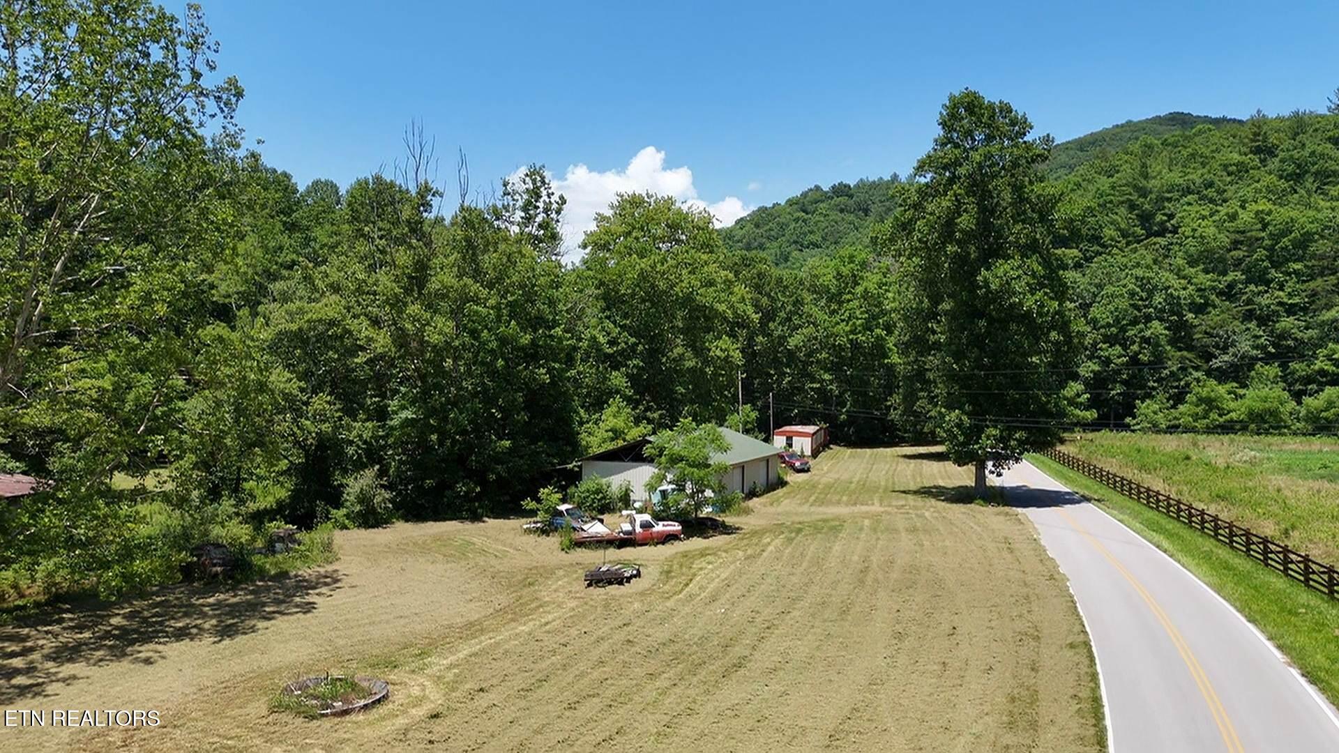 3894 Buffalo Road Oneida TN 37841