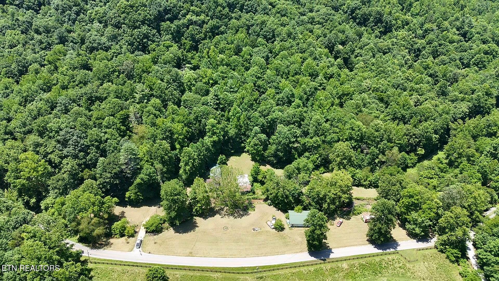 3894 Buffalo Road Oneida TN 37841