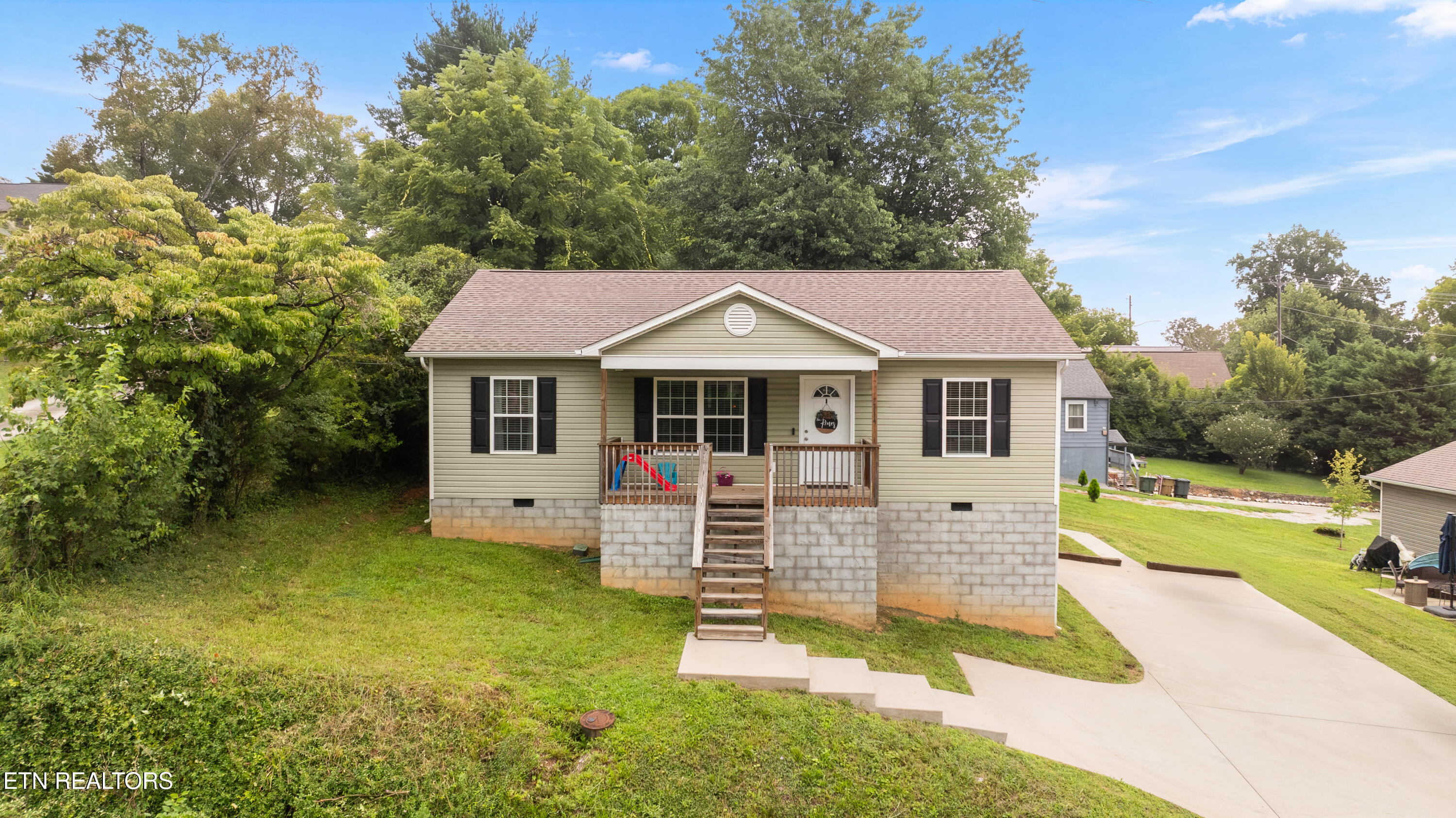 1714 Spring Hill Road Knoxville TN 37914