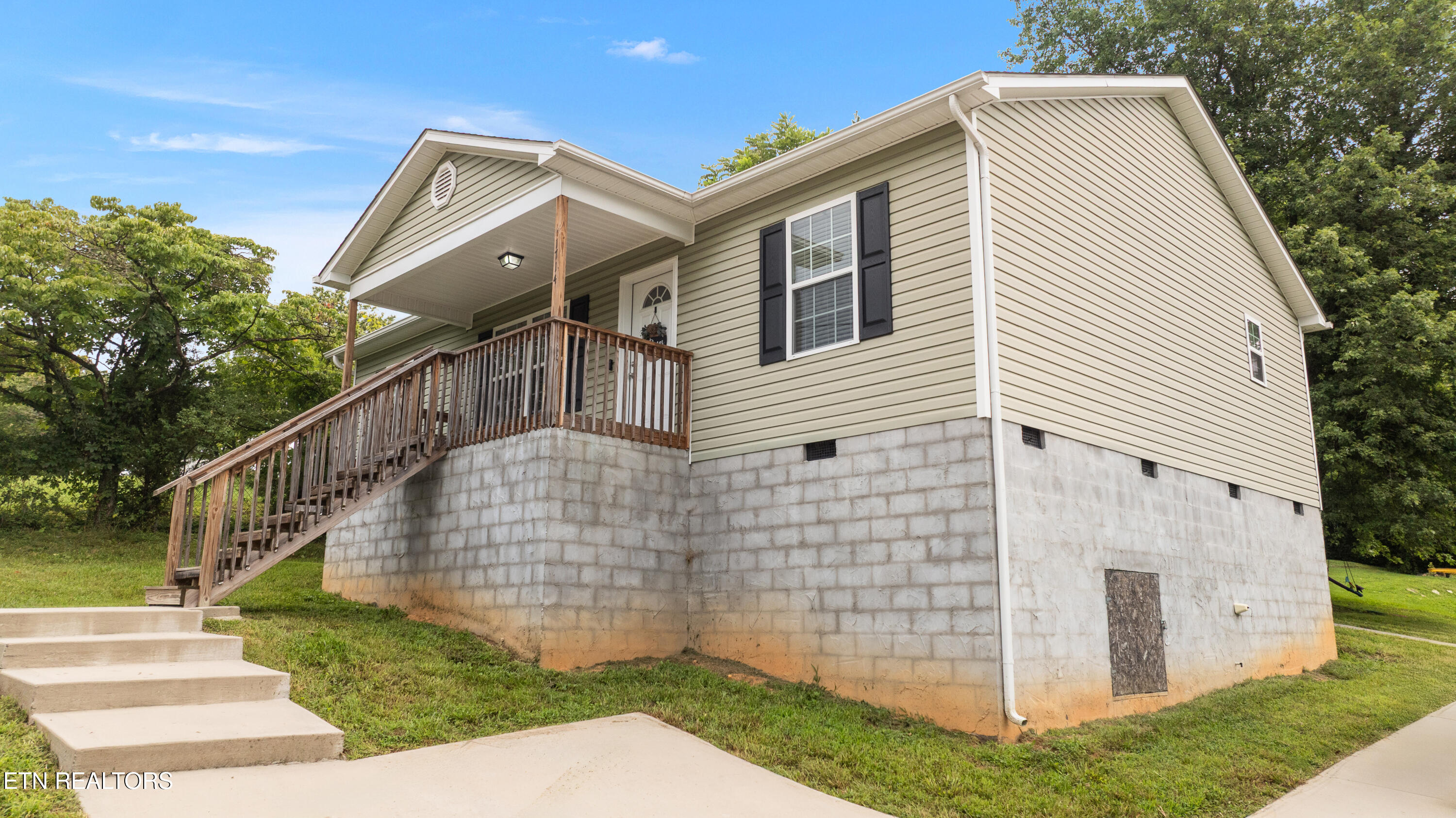 1714 Spring Hill Road Knoxville TN 37914