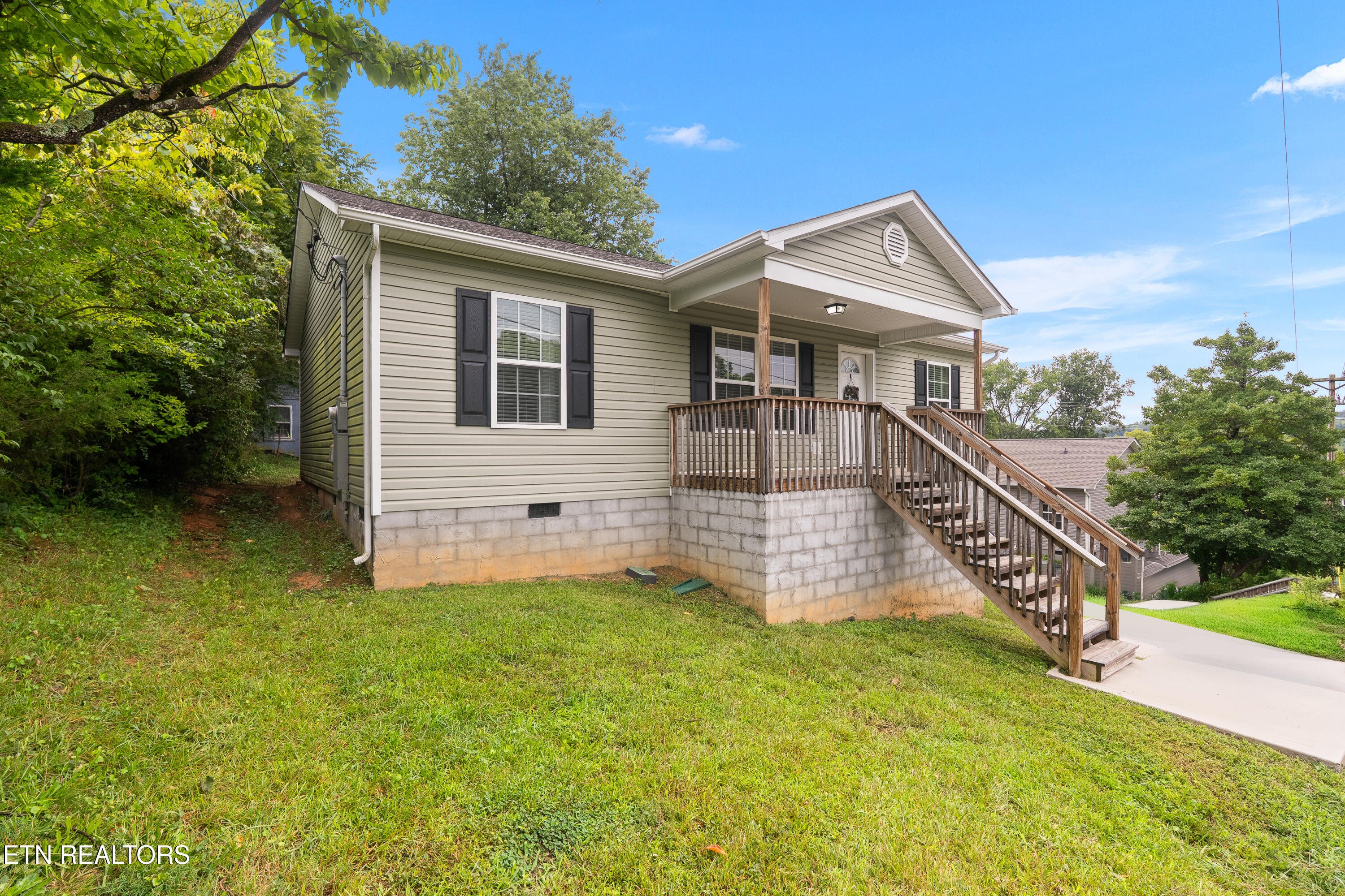 1714 Spring Hill Road Knoxville TN 37914