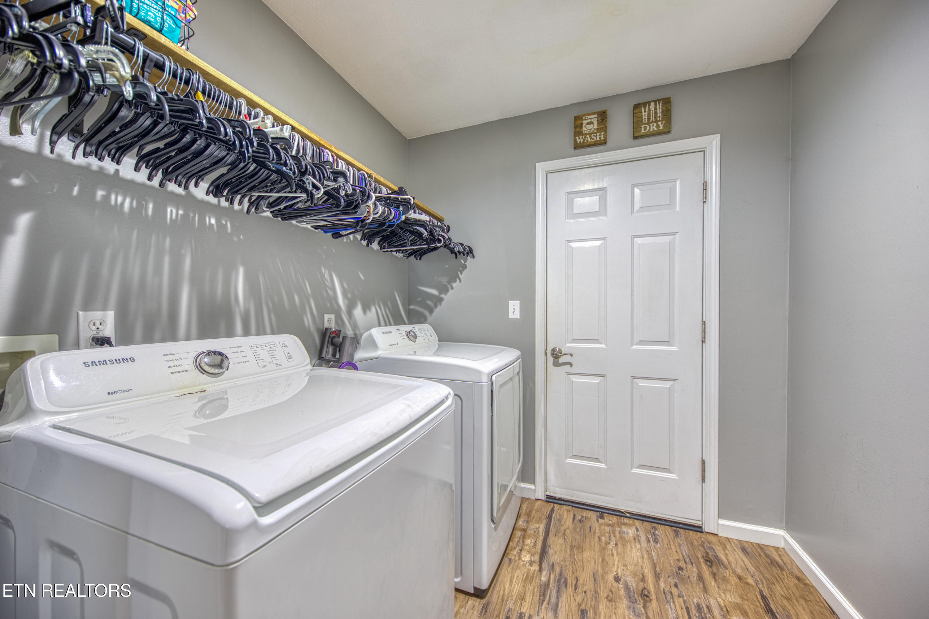 1103 Earnhardt Lane Lafollette TN 37766