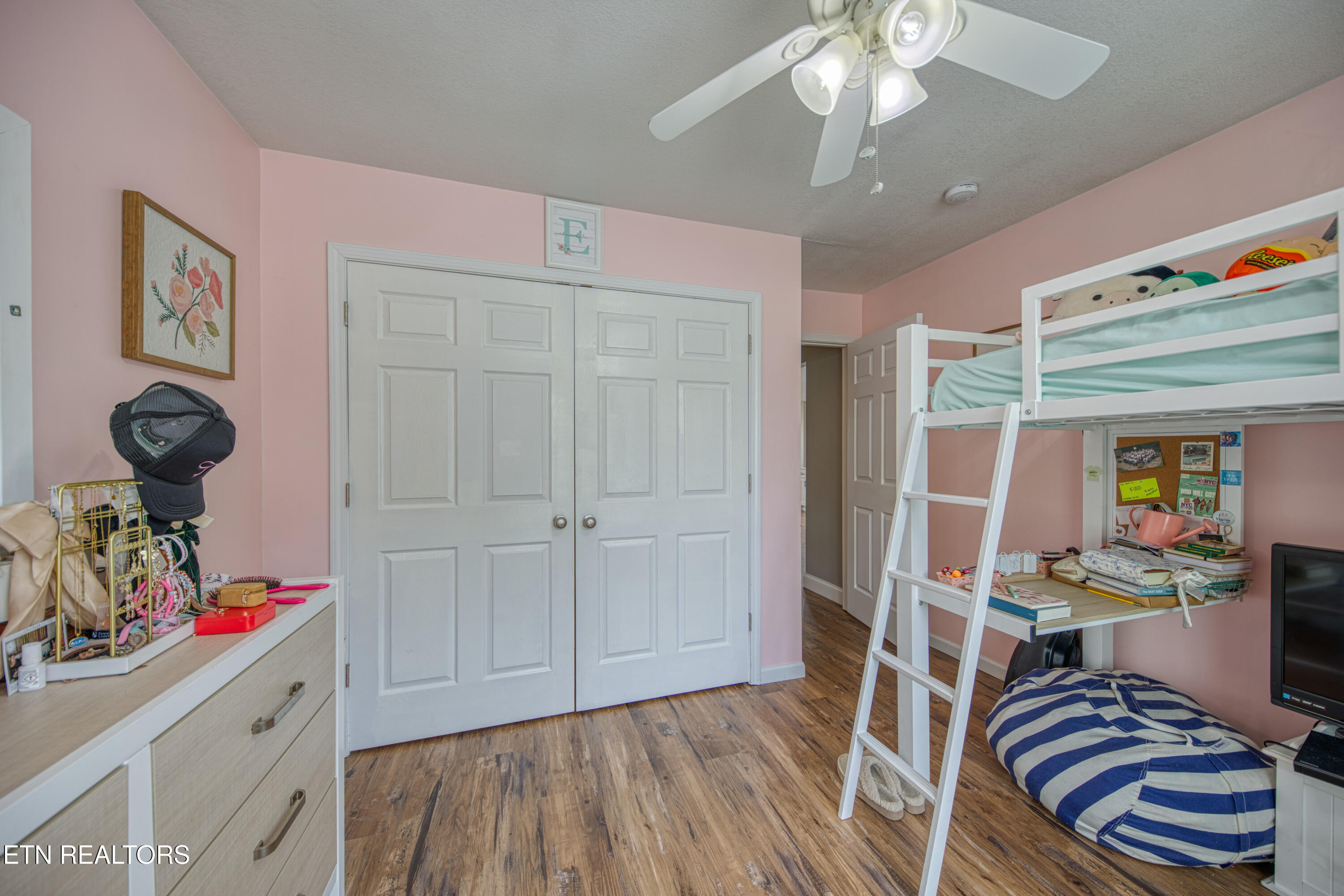 1103 Earnhardt Lane Lafollette TN 37766