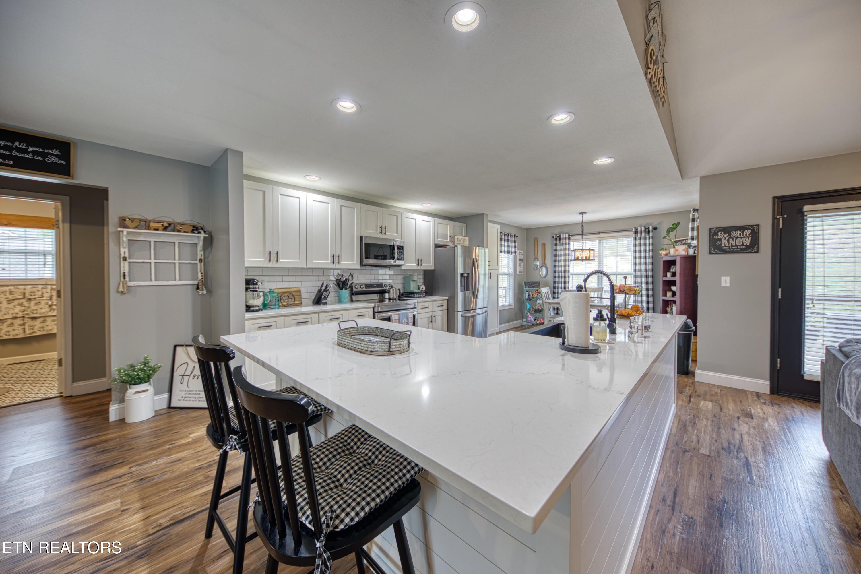 1103 Earnhardt Lane Lafollette TN 37766