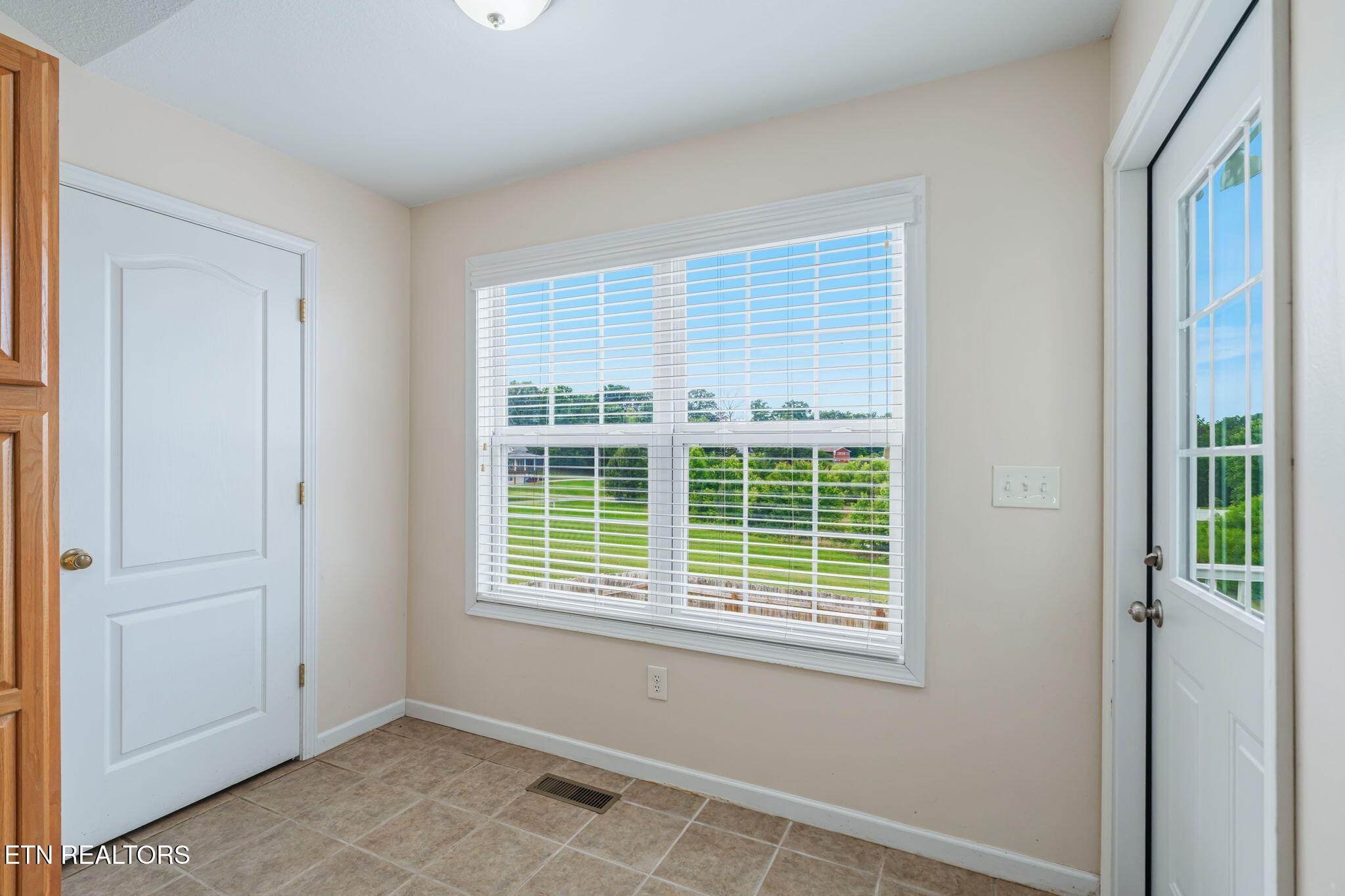138 Country Way Road Vonore TN 37885
