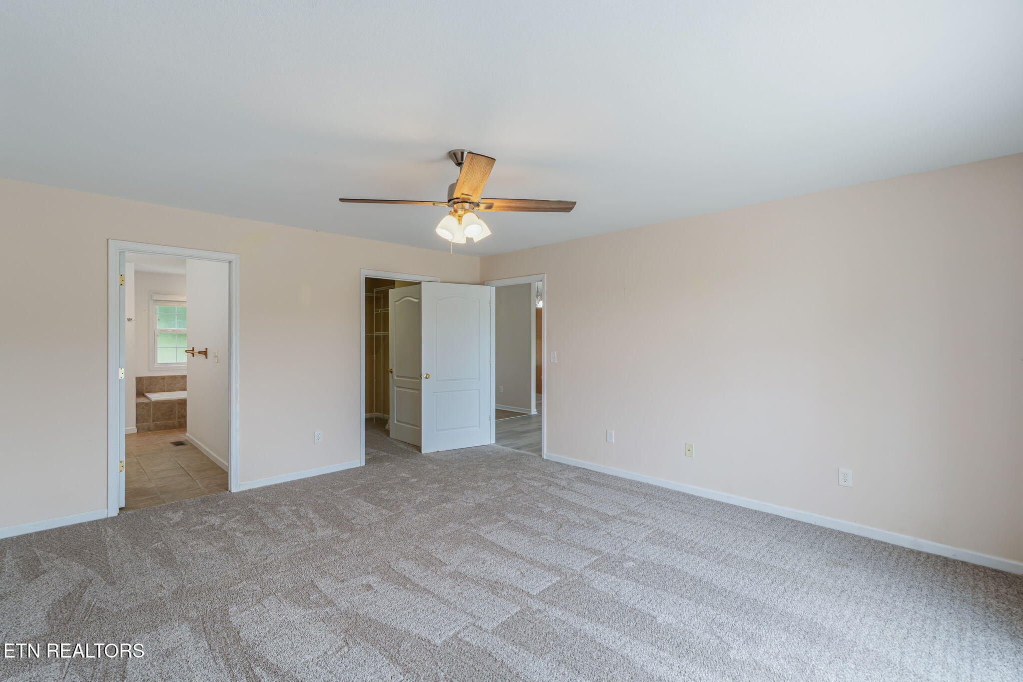 138 Country Way Road Vonore TN 37885