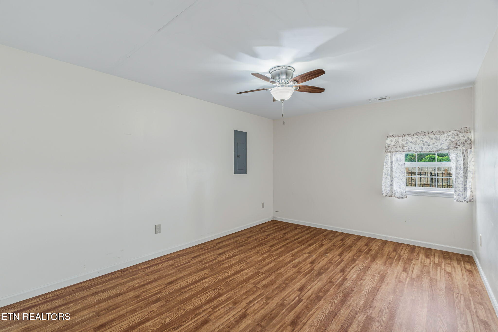 138 Country Way Road Vonore TN 37885
