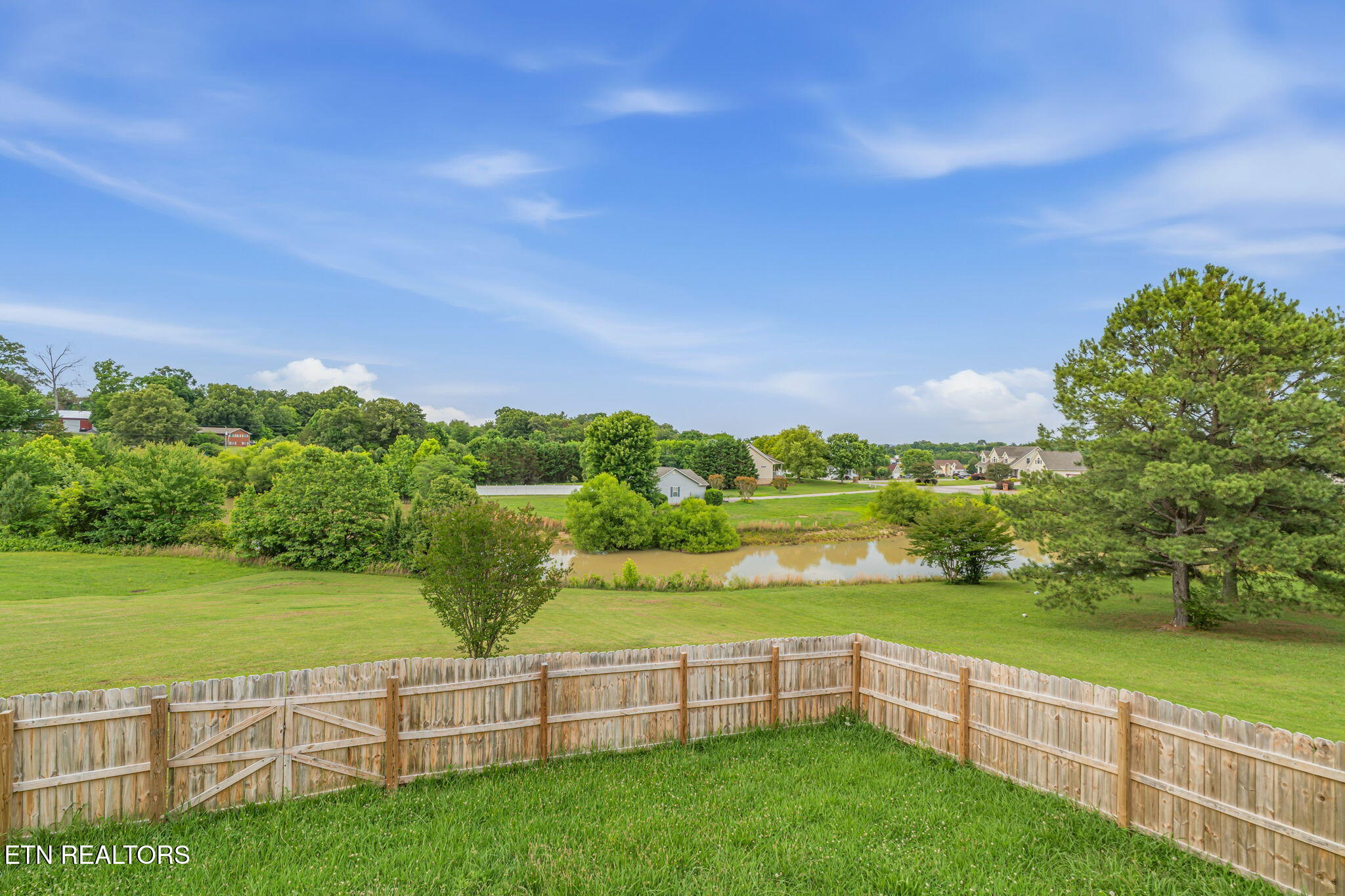 138 Country Way Road Vonore TN 37885